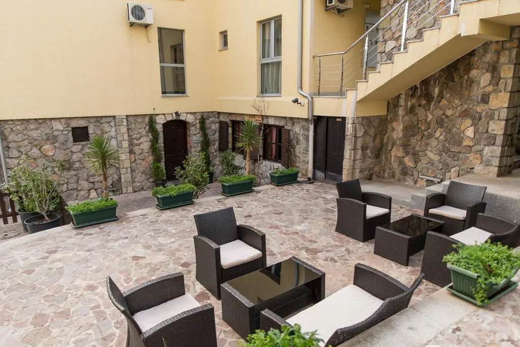 Crnogorska Kuca Hotel  Podgorica, Bar