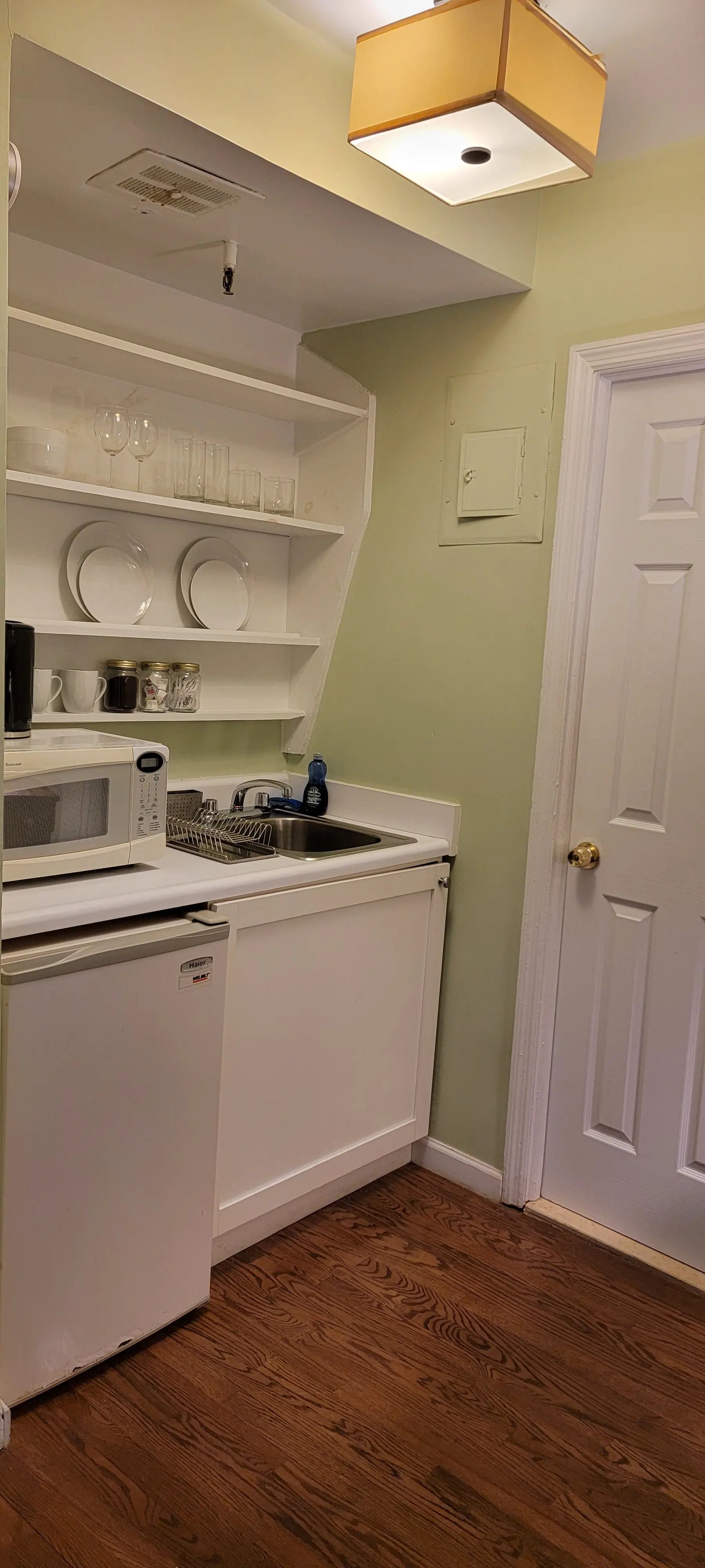 Incentra Village Guest House, Room