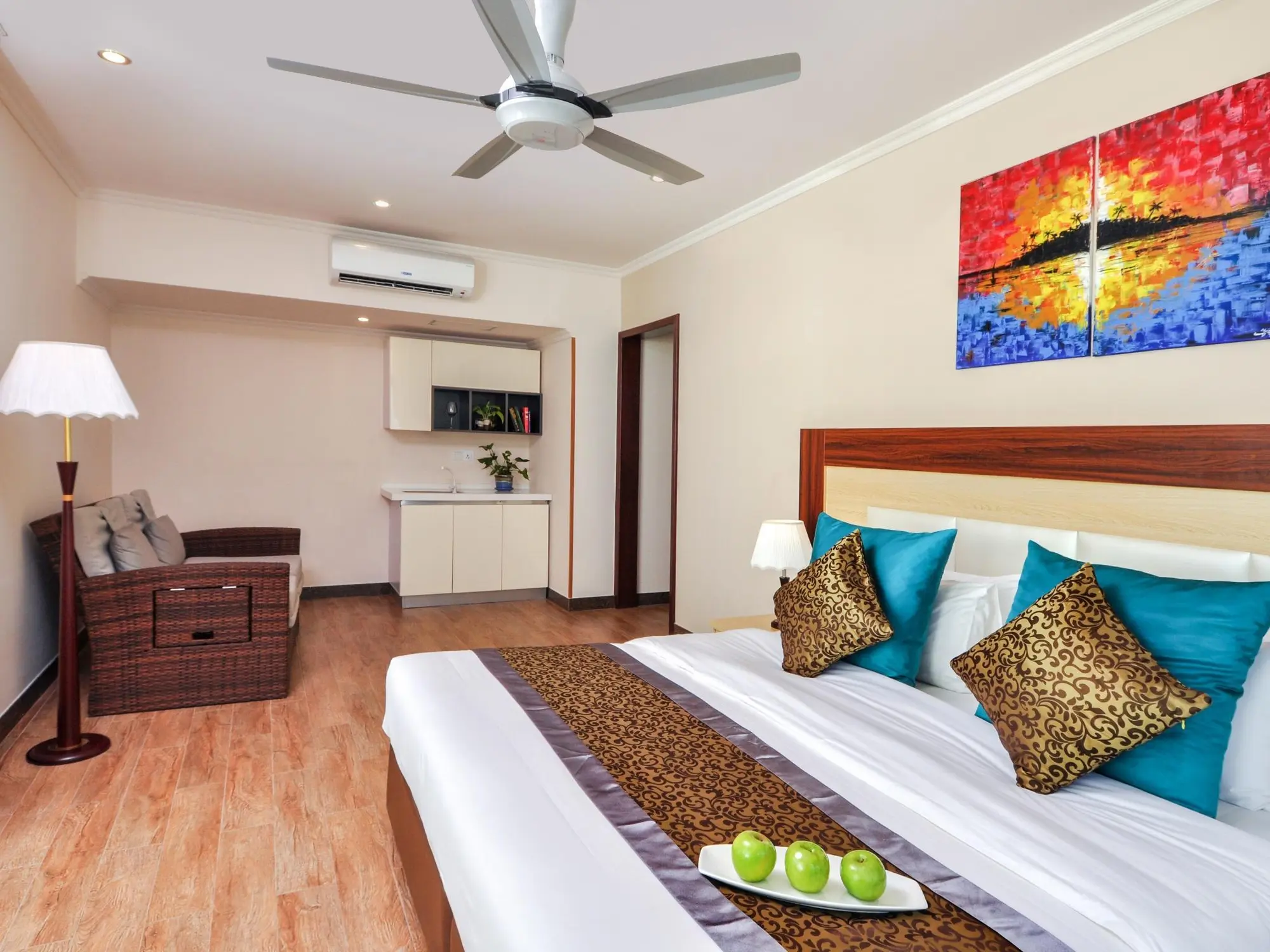 Triton Beach Hotel & Spa at Maafushi, Room