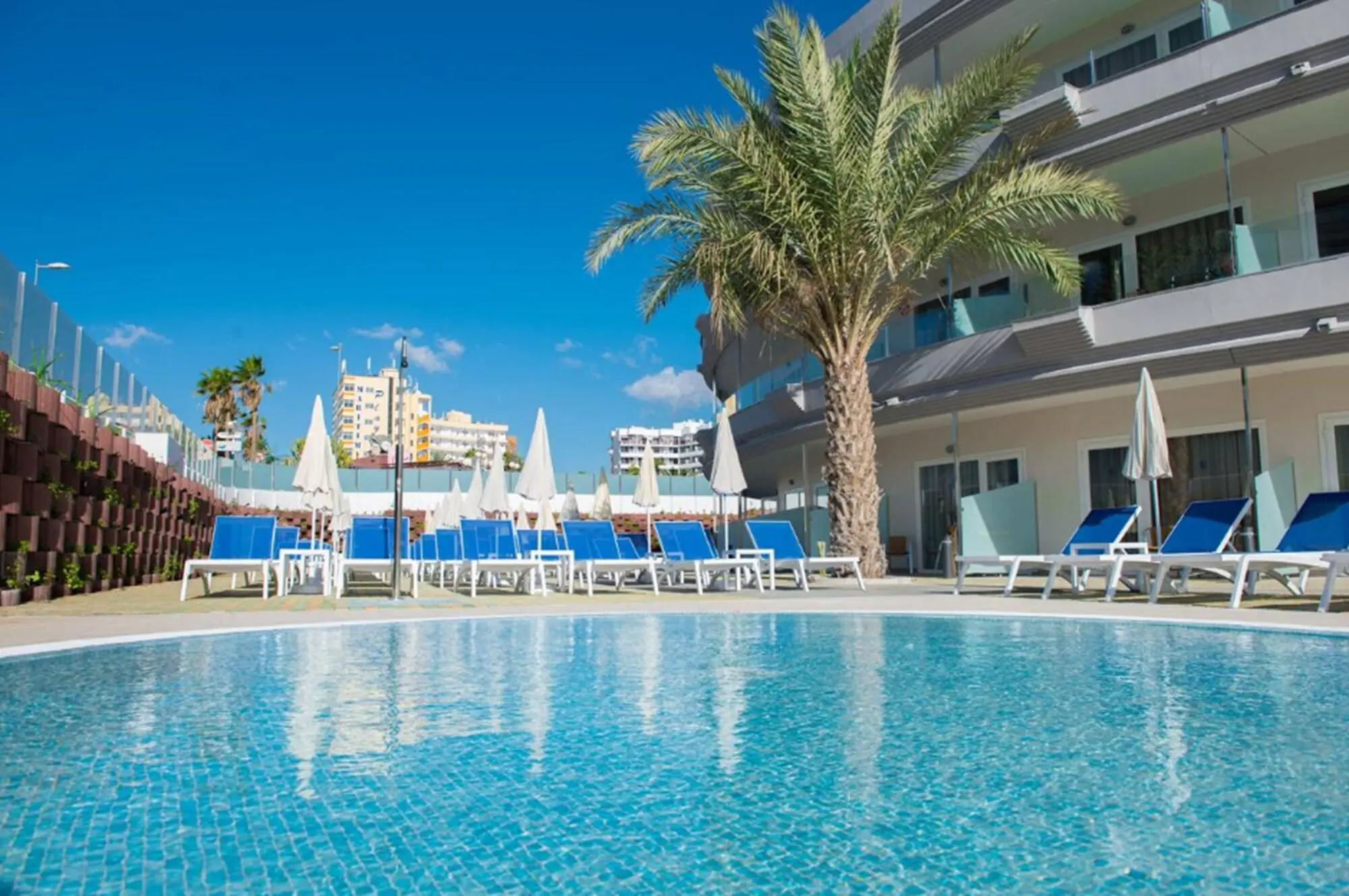 Hl Suite Nardos Adults Only, Sports and Entertainment