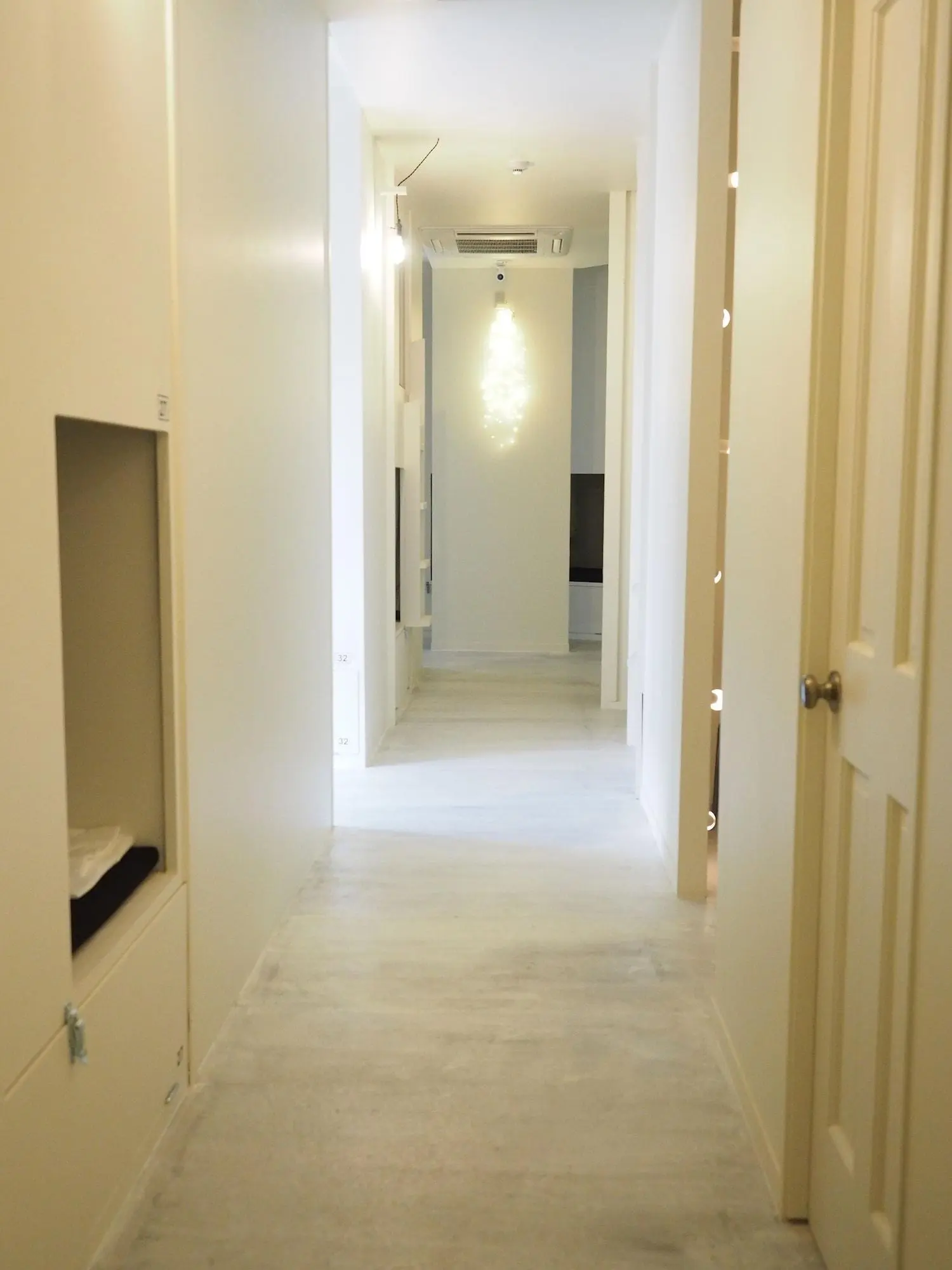 almond hostel and cafe, Lobby