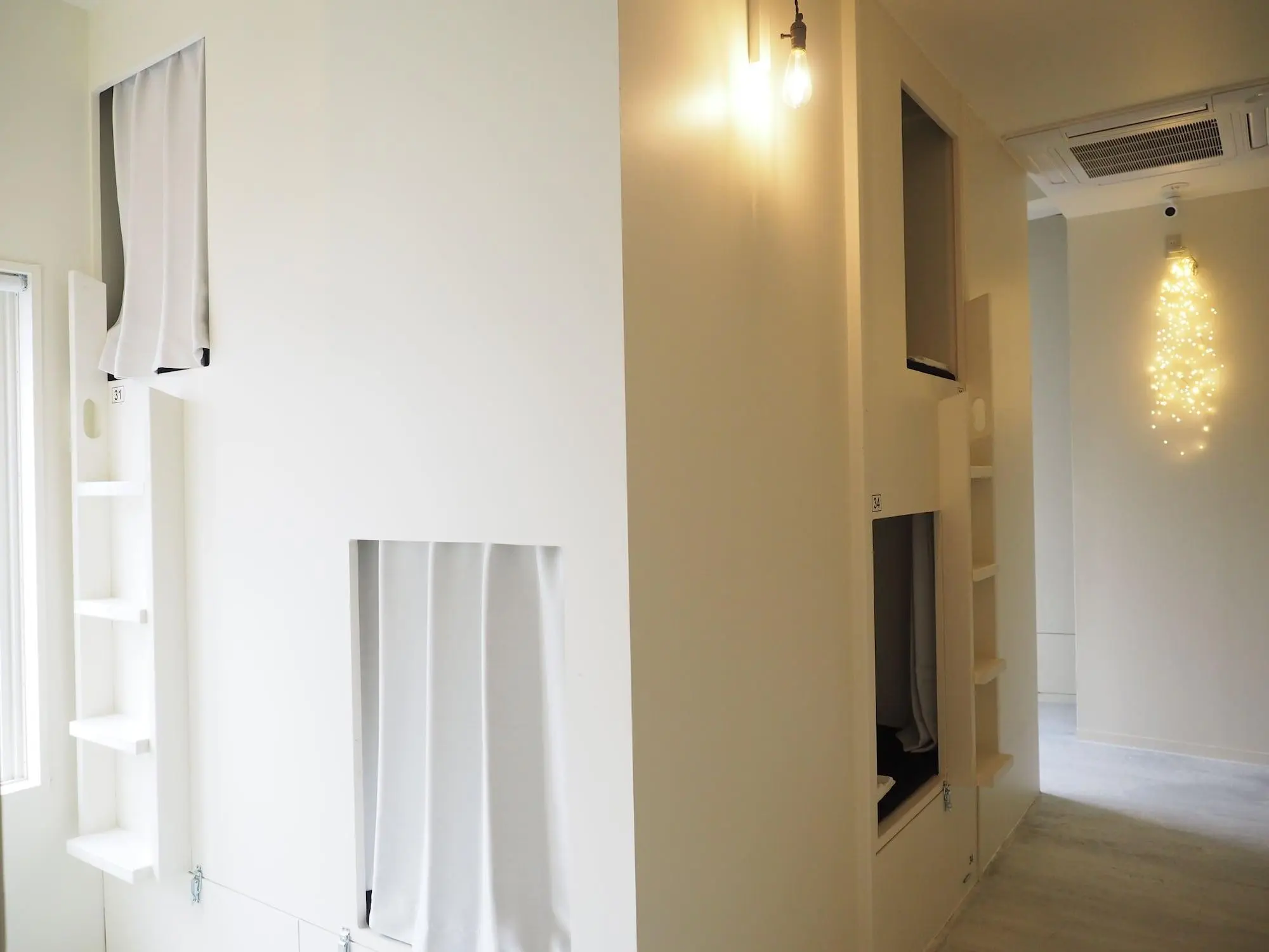 almond hostel and cafe, Room