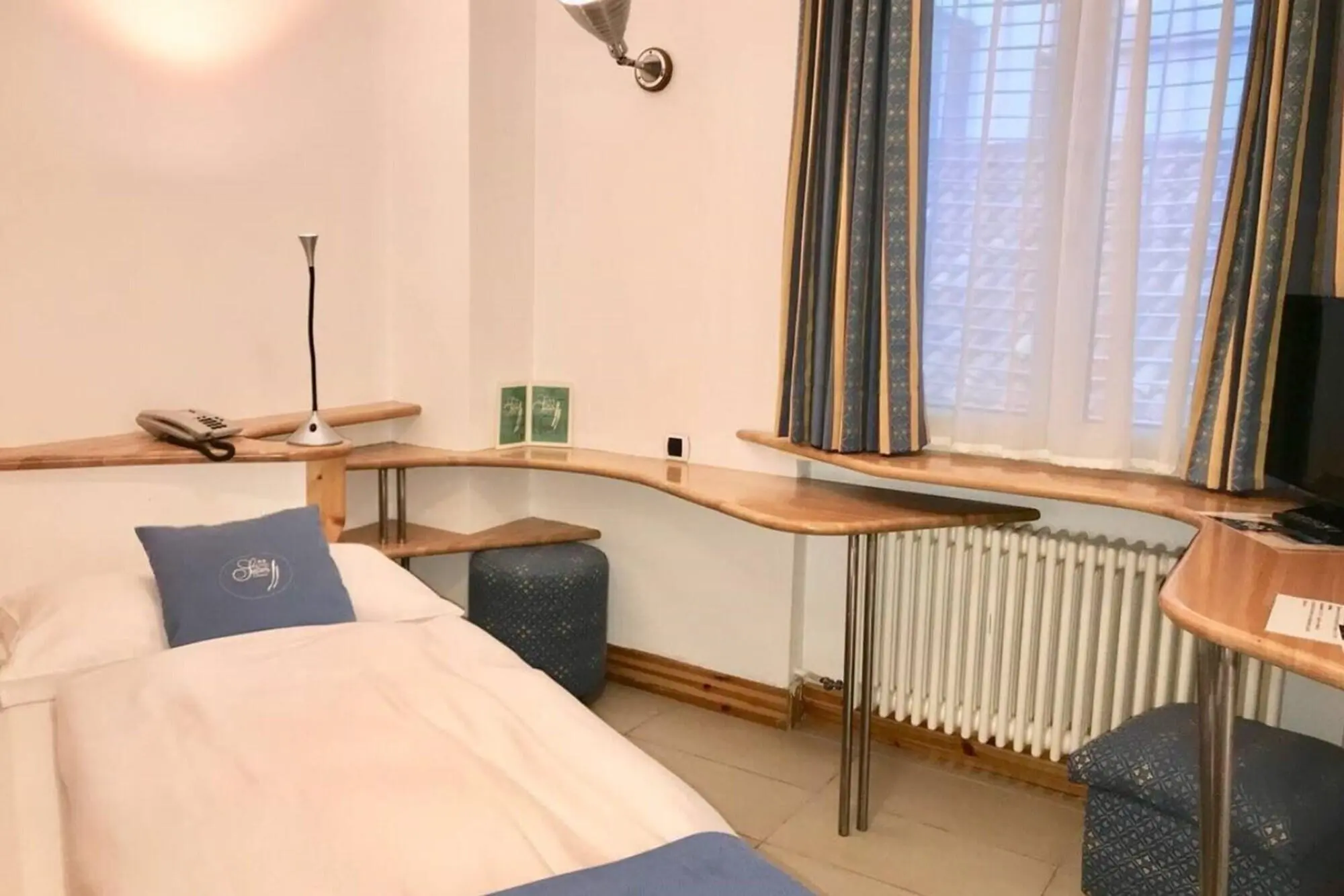 San Carlo, Room