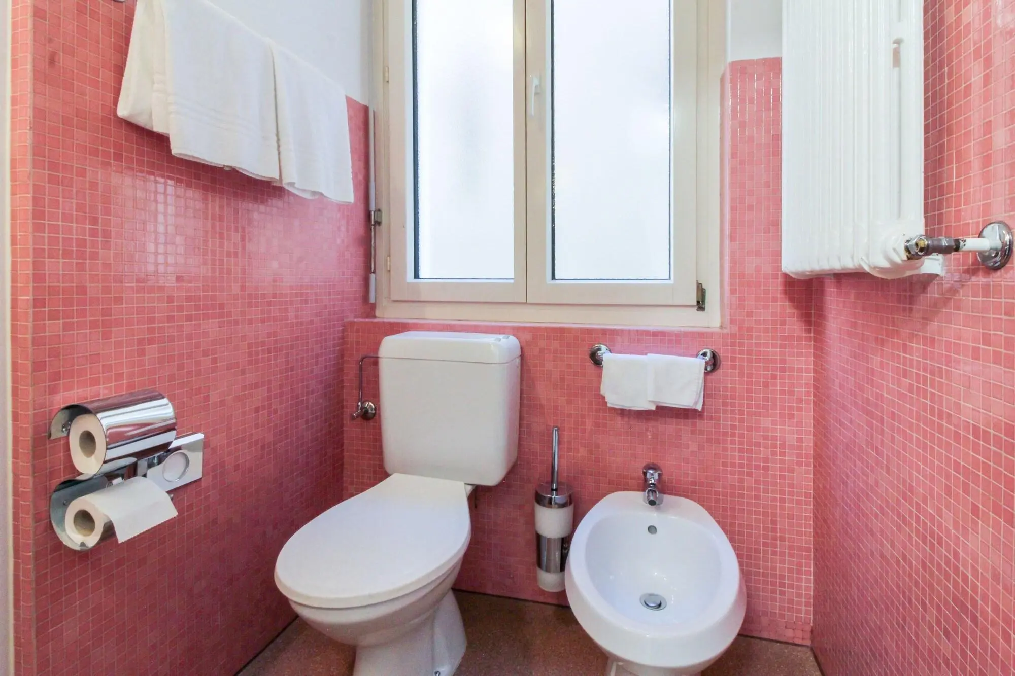 San Carlo, Room