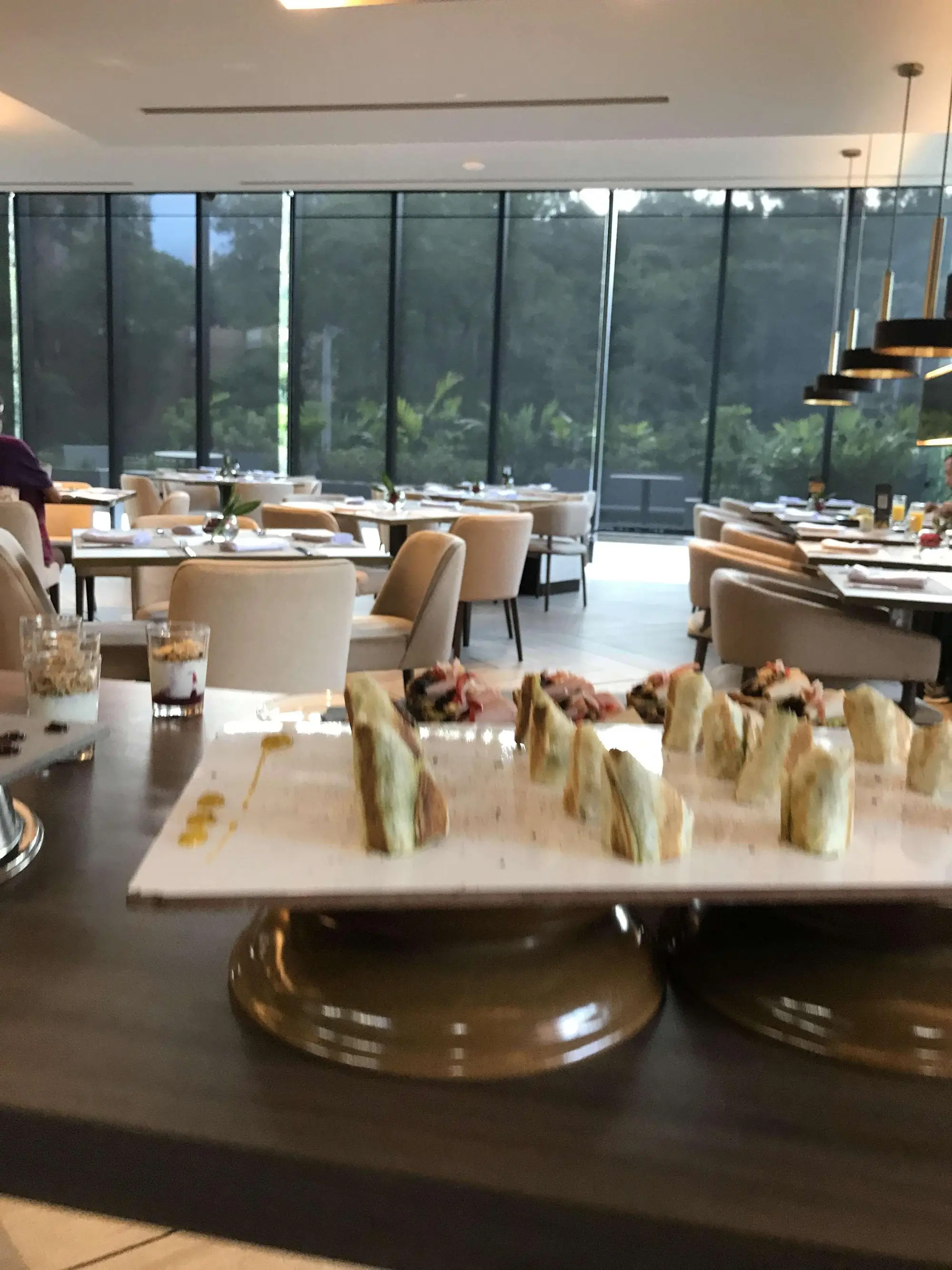 York Luxury Suites, Restaurant