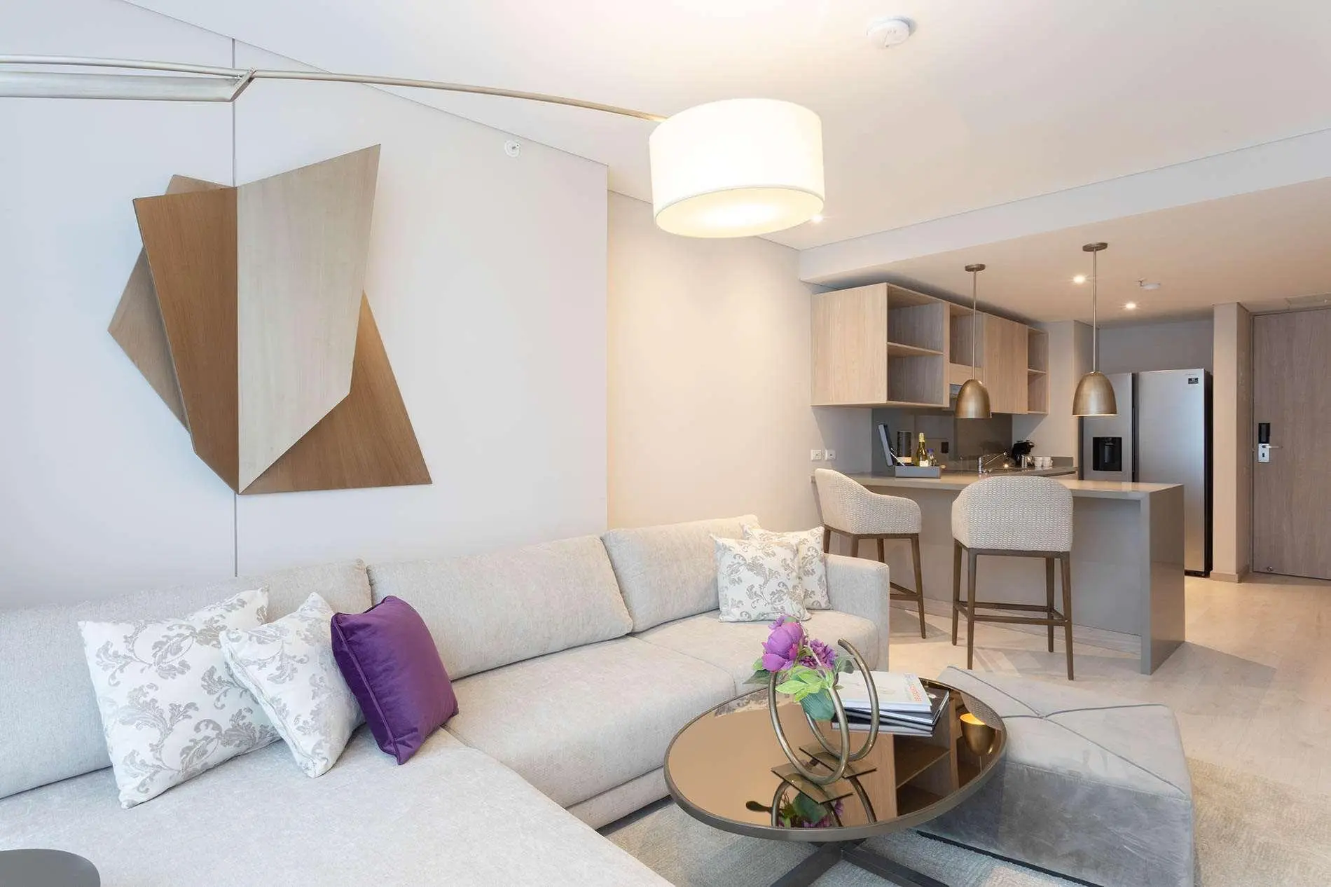York Luxury Suites, Room