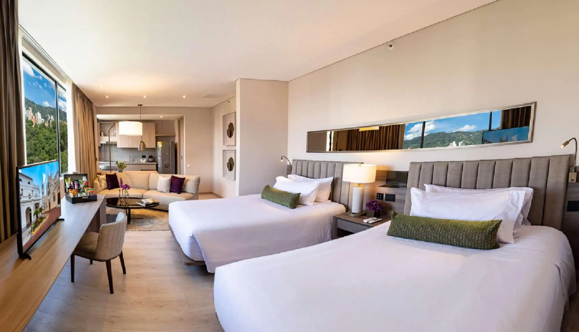 York Luxury Suites, Room