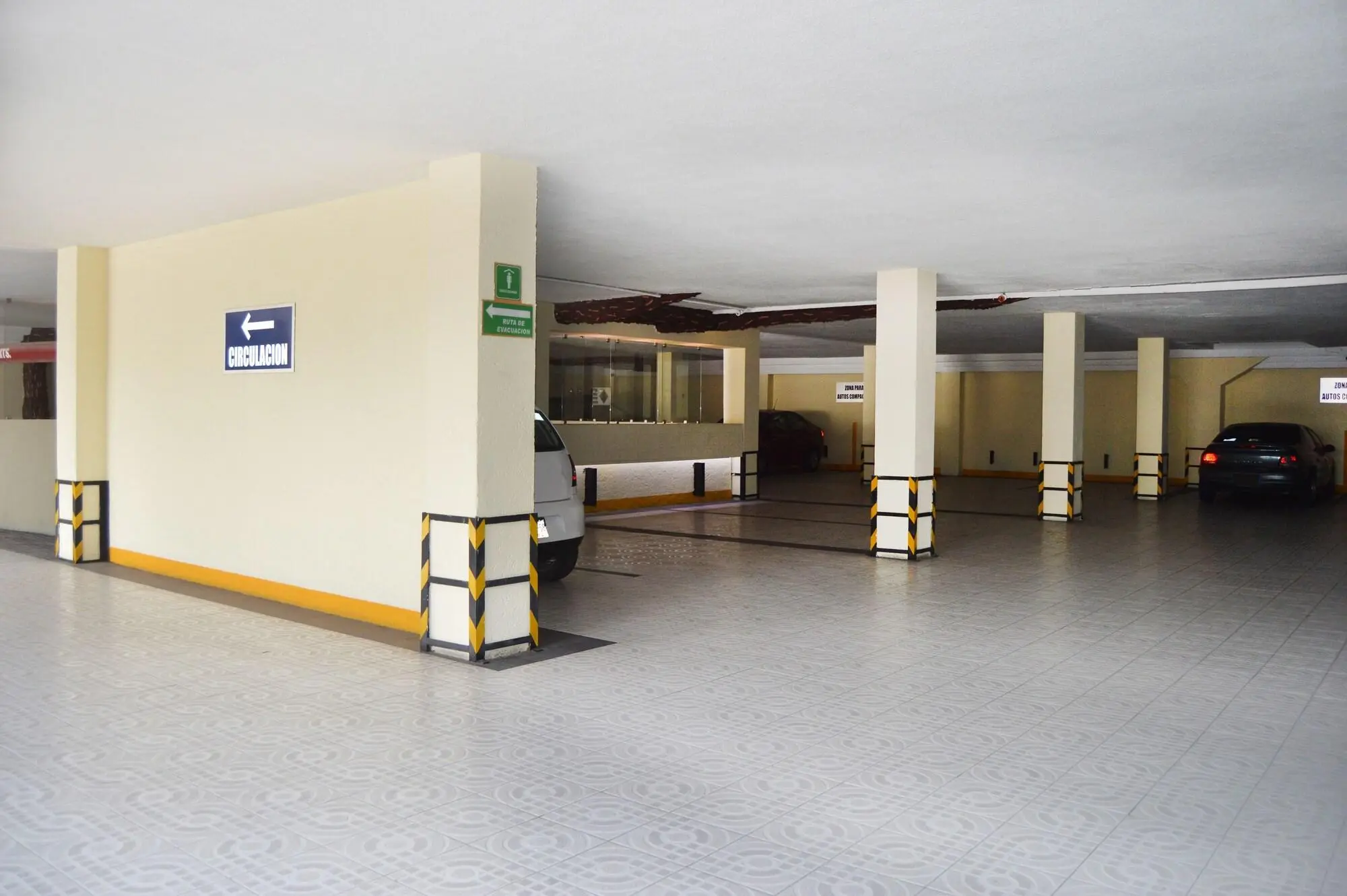 Hotel Seoul, Lobby