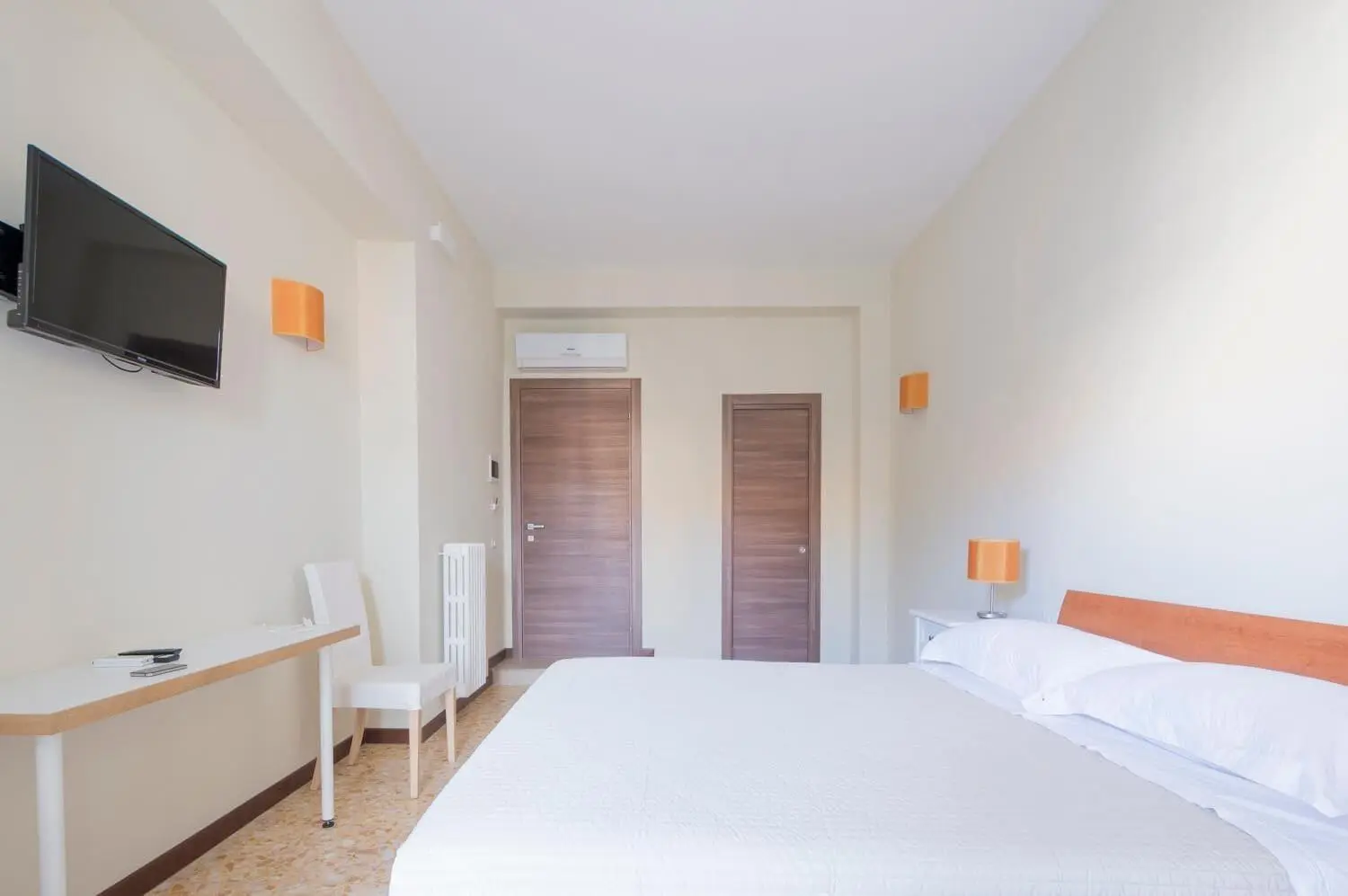 Trastevere Chic, Room