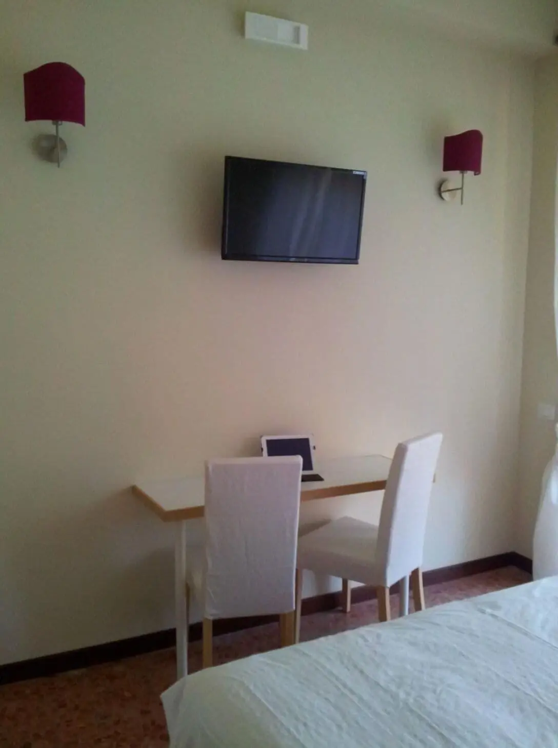 Trastevere Chic, Room
