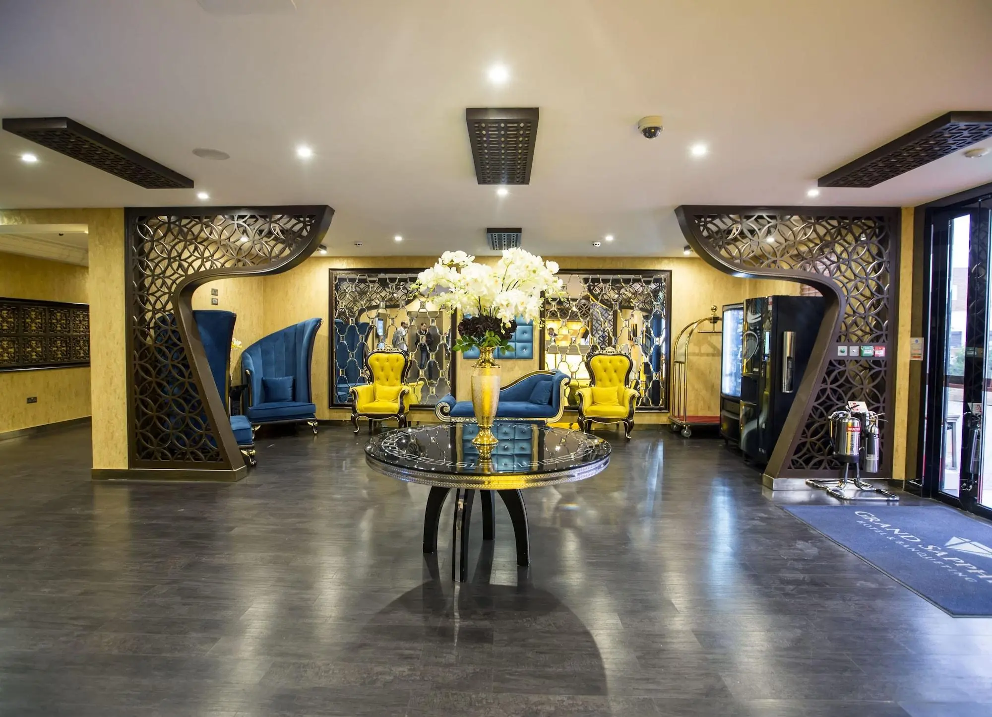 Grand Sapphire Hotel, Lobby