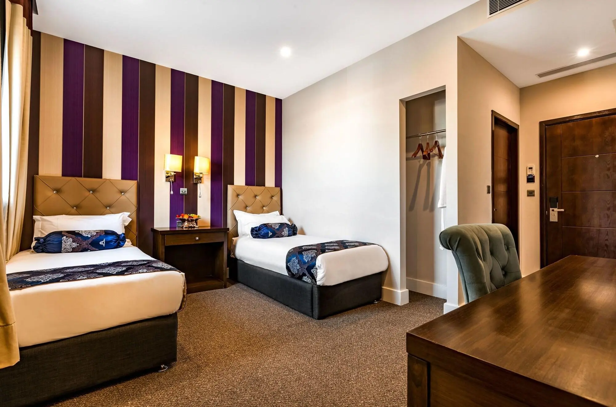 Grand Sapphire Hotel, Room