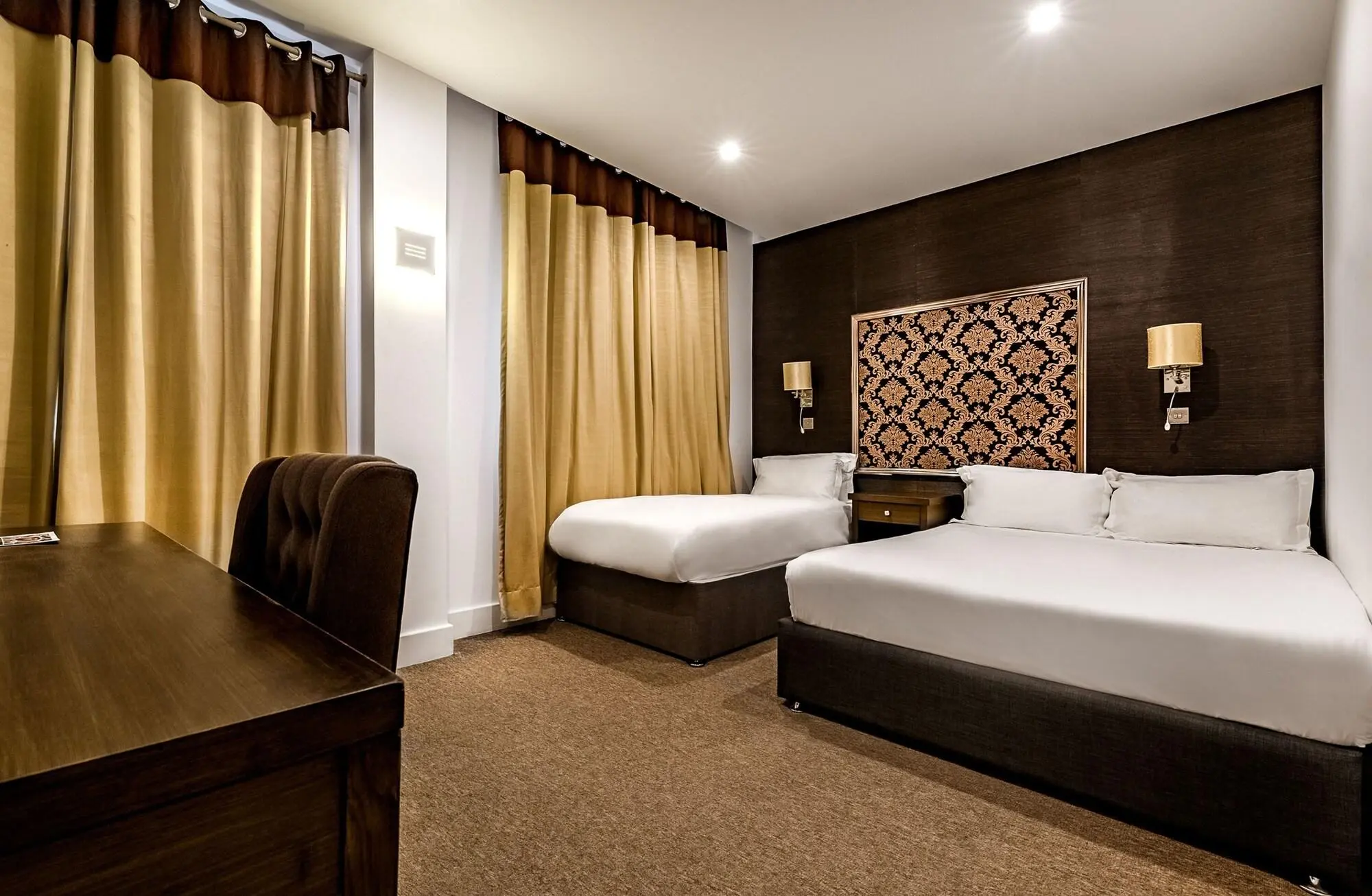 Grand Sapphire Hotel, Room