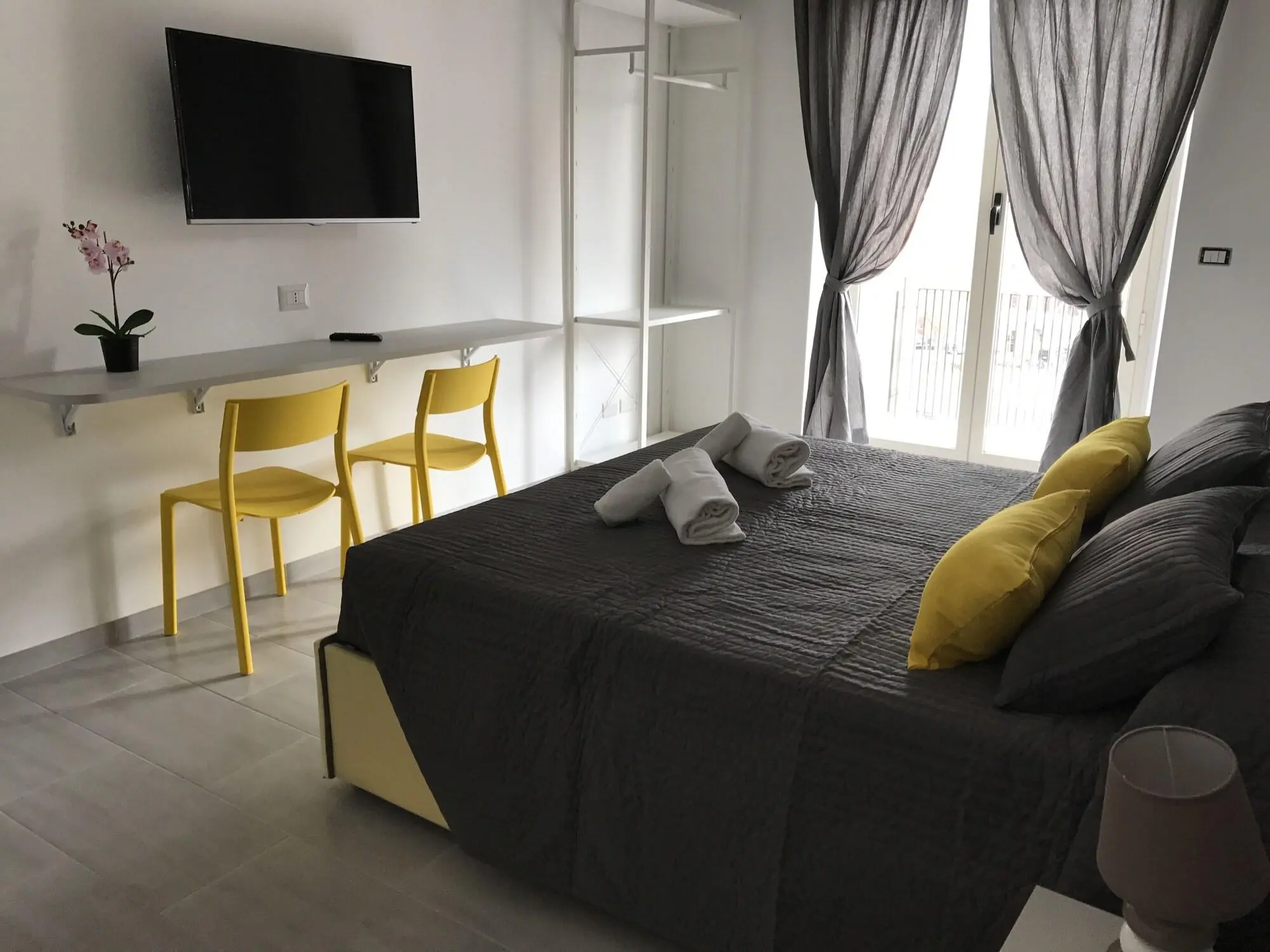 Dunant Guest House, Room