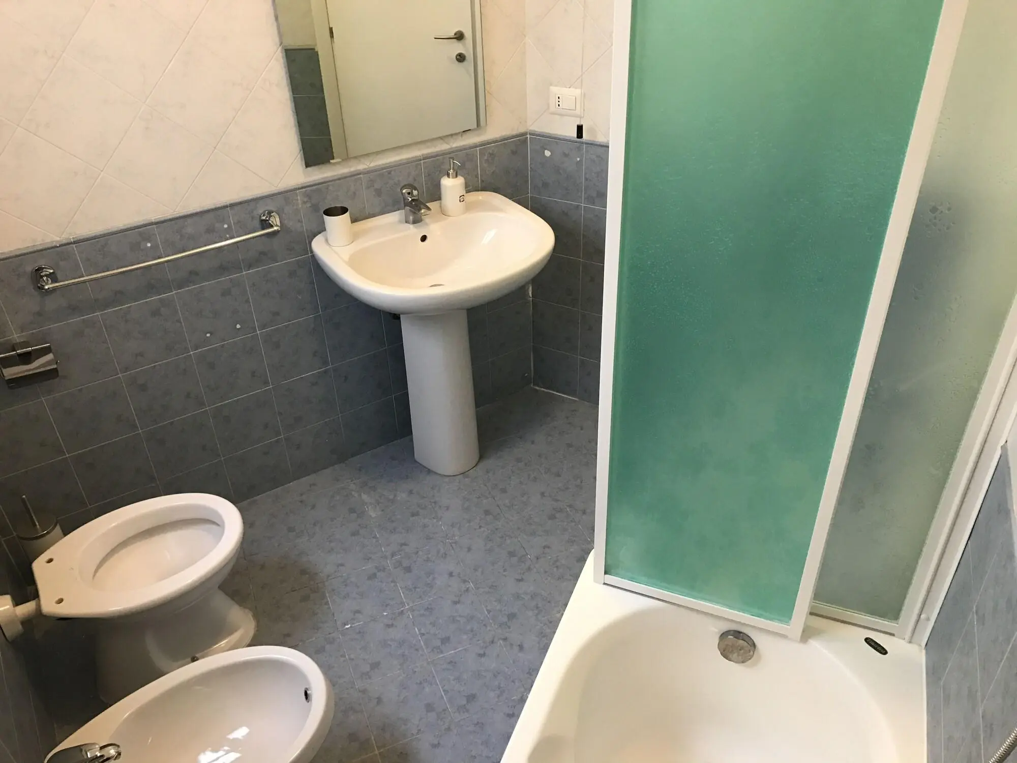 Dunant Guest House, Room
