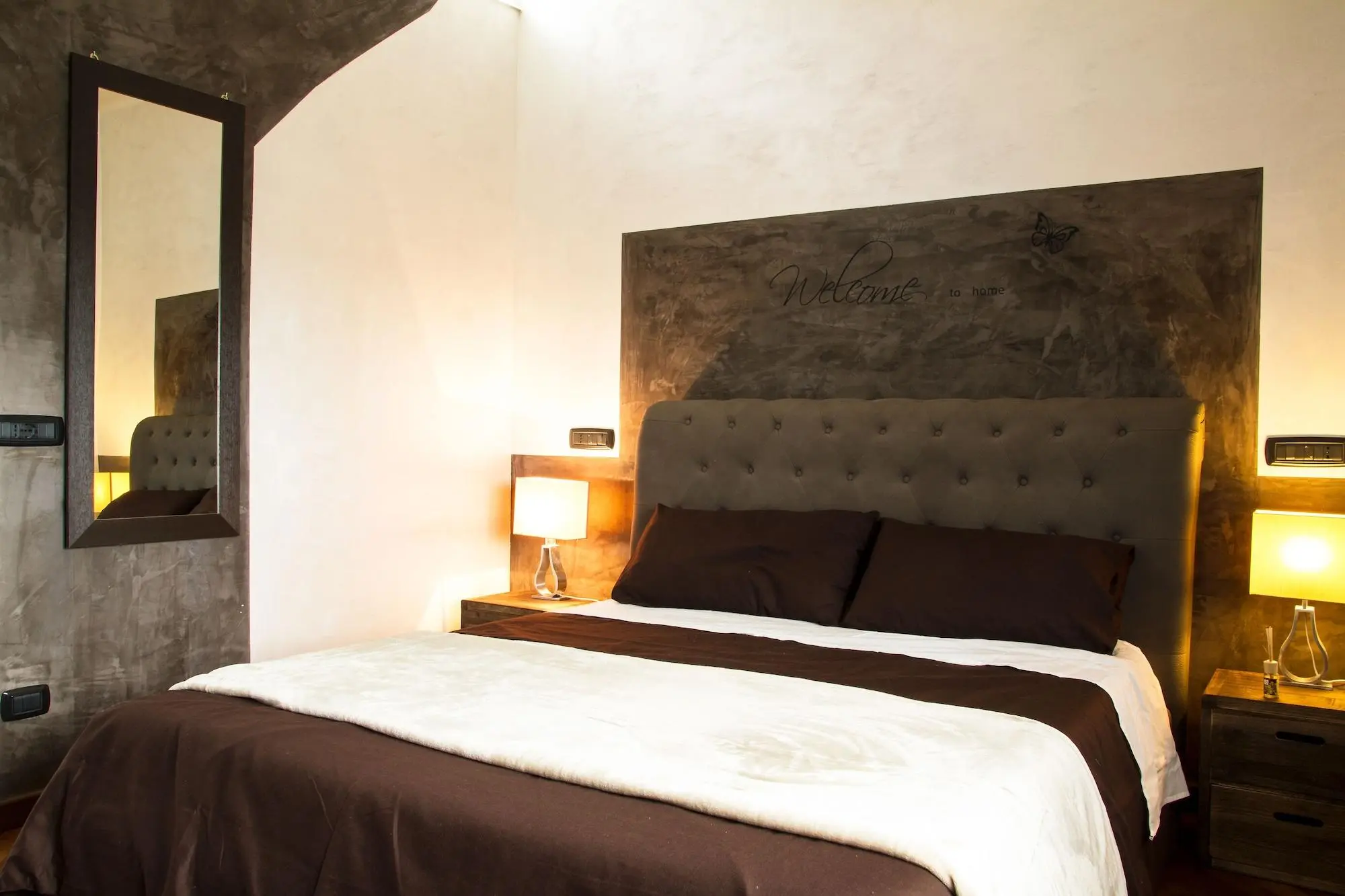 B2in Suite & Office, Room