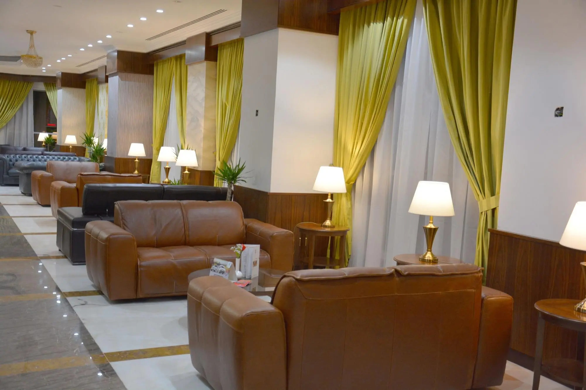 Al Nokhba Royal Inn, Bar