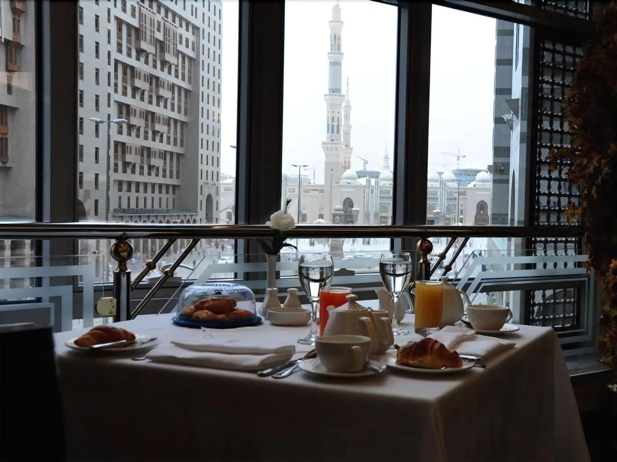 Al Nokhba Royal Inn, Restaurant