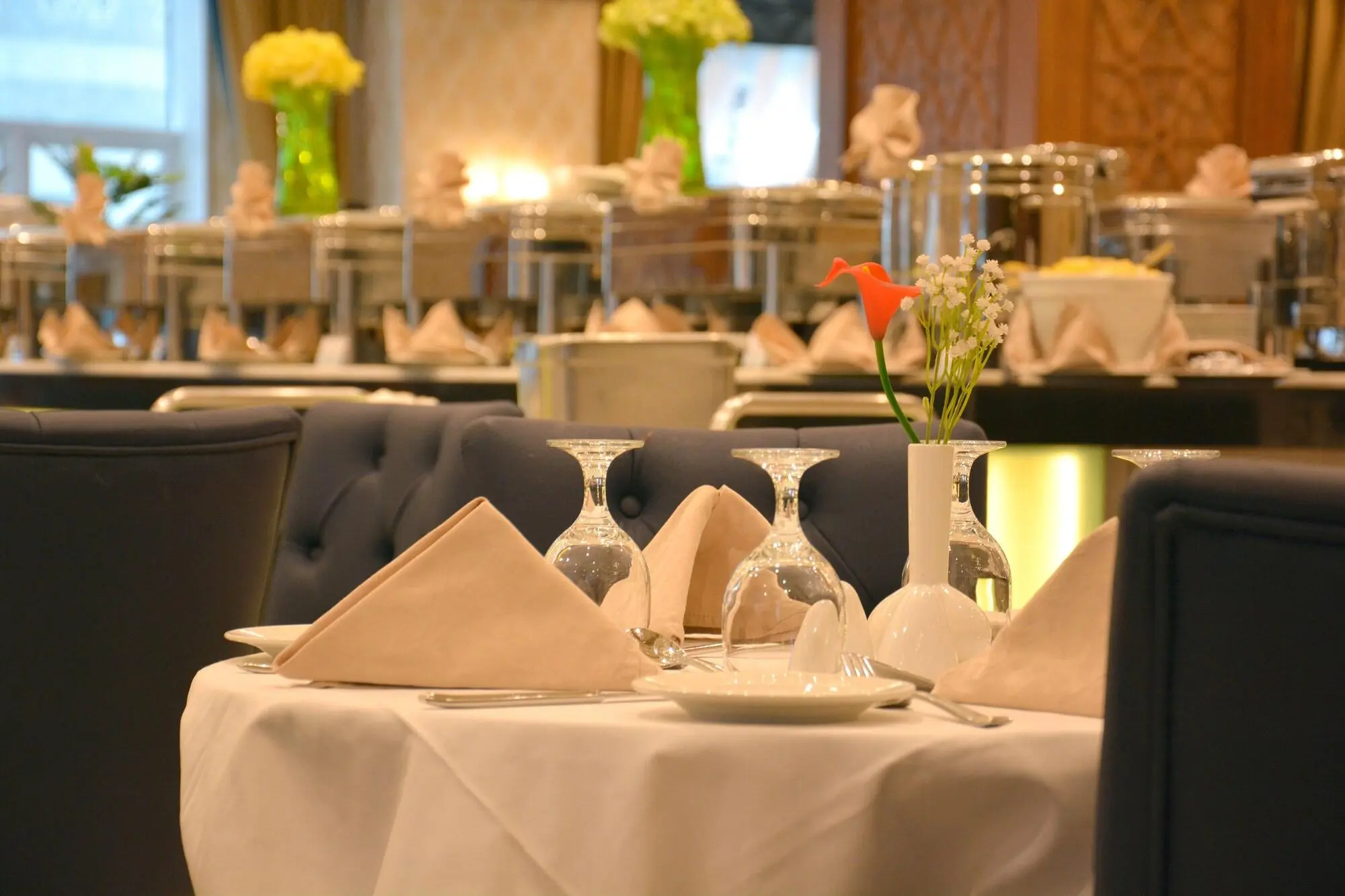 Al Nokhba Royal Inn, Restaurant
