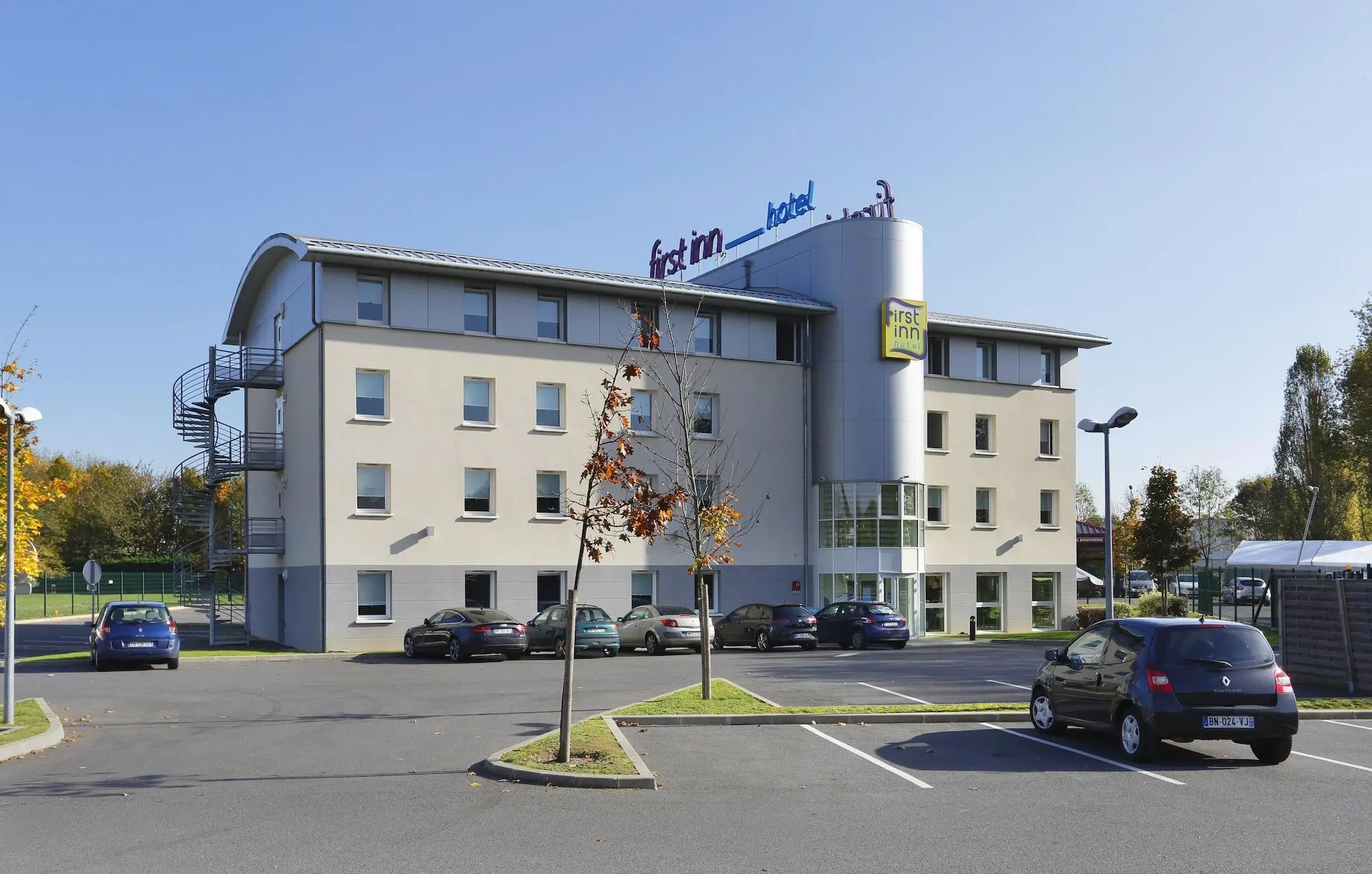 First Inn Hotel Les Ulis, General view