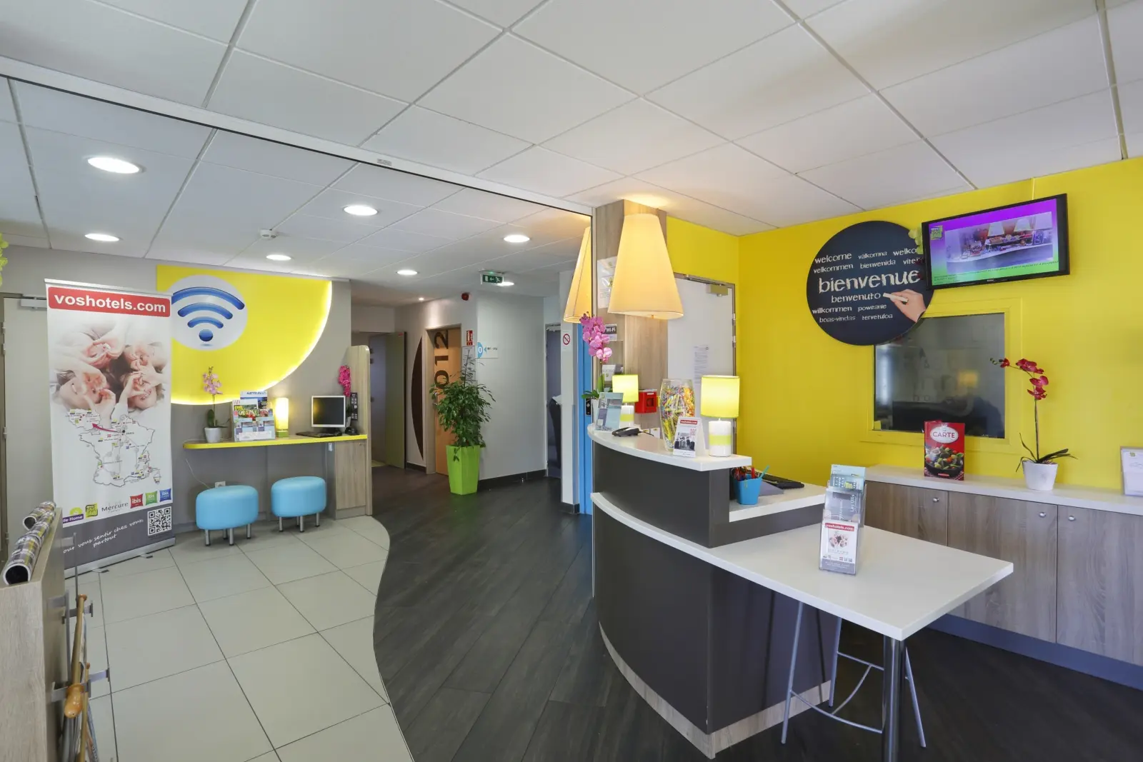 First Inn Hotel Les Ulis, Lobby