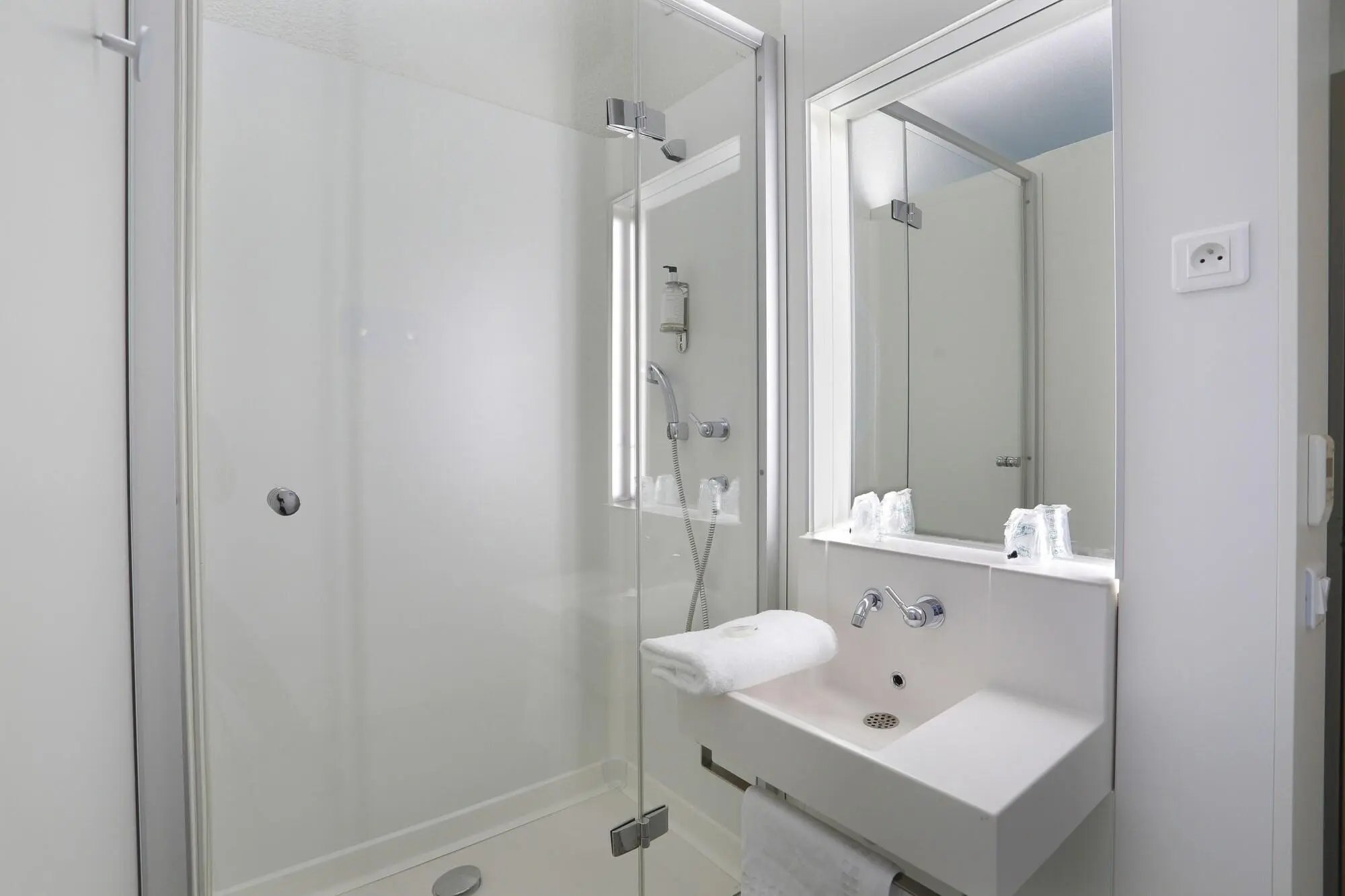 First Inn Hotel Les Ulis, Room