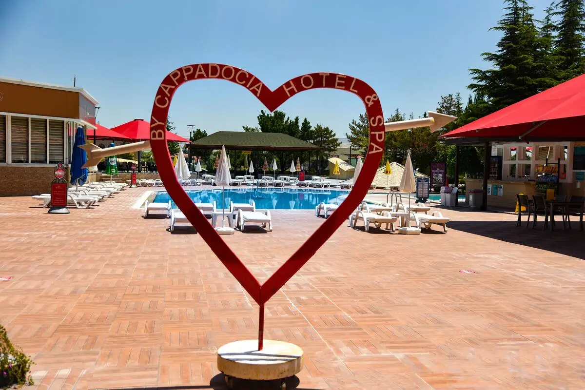 SIGNATURE GARDEN AVANOS HOTEL & SPA, Pool