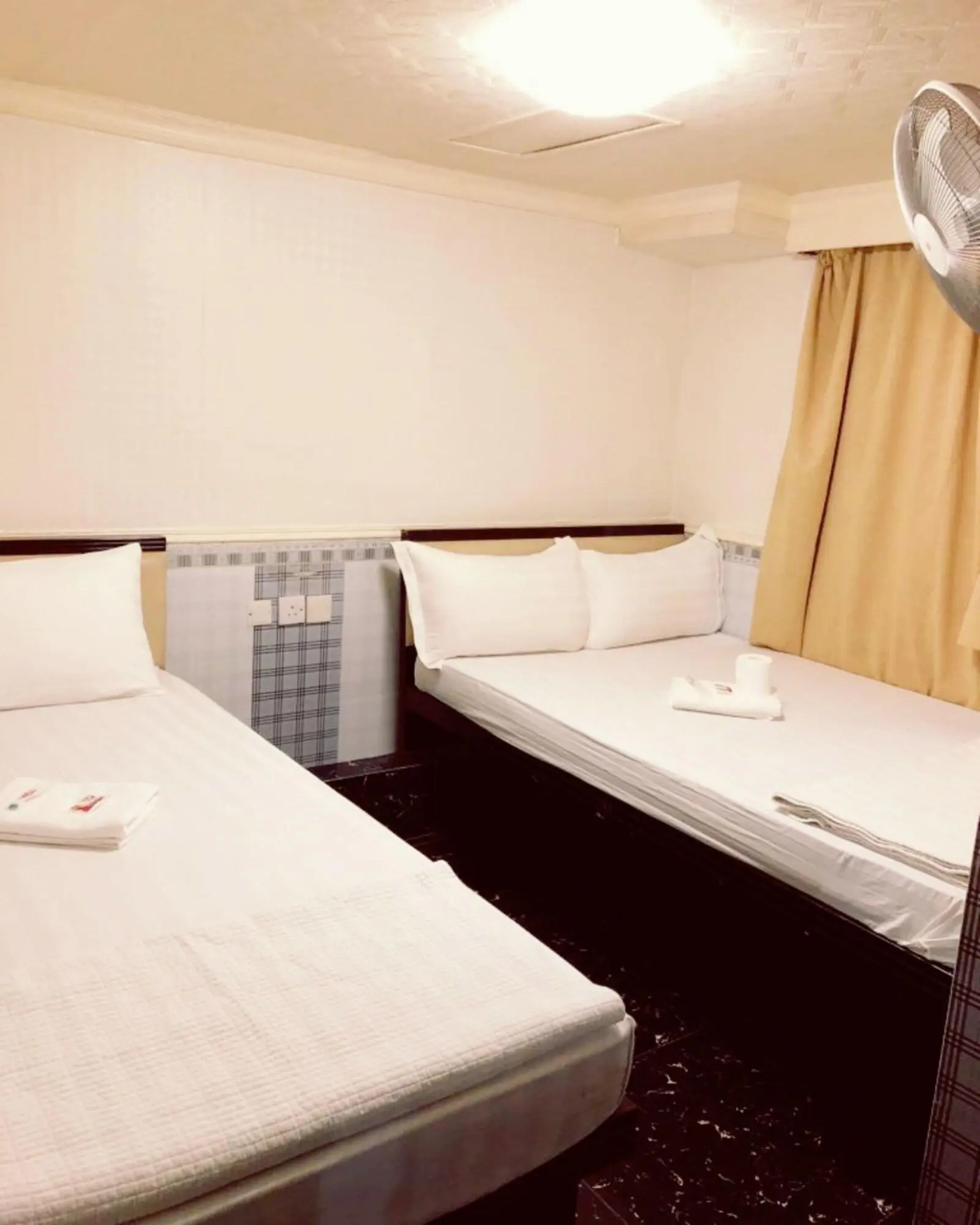 Taj Super Deluxe, Room