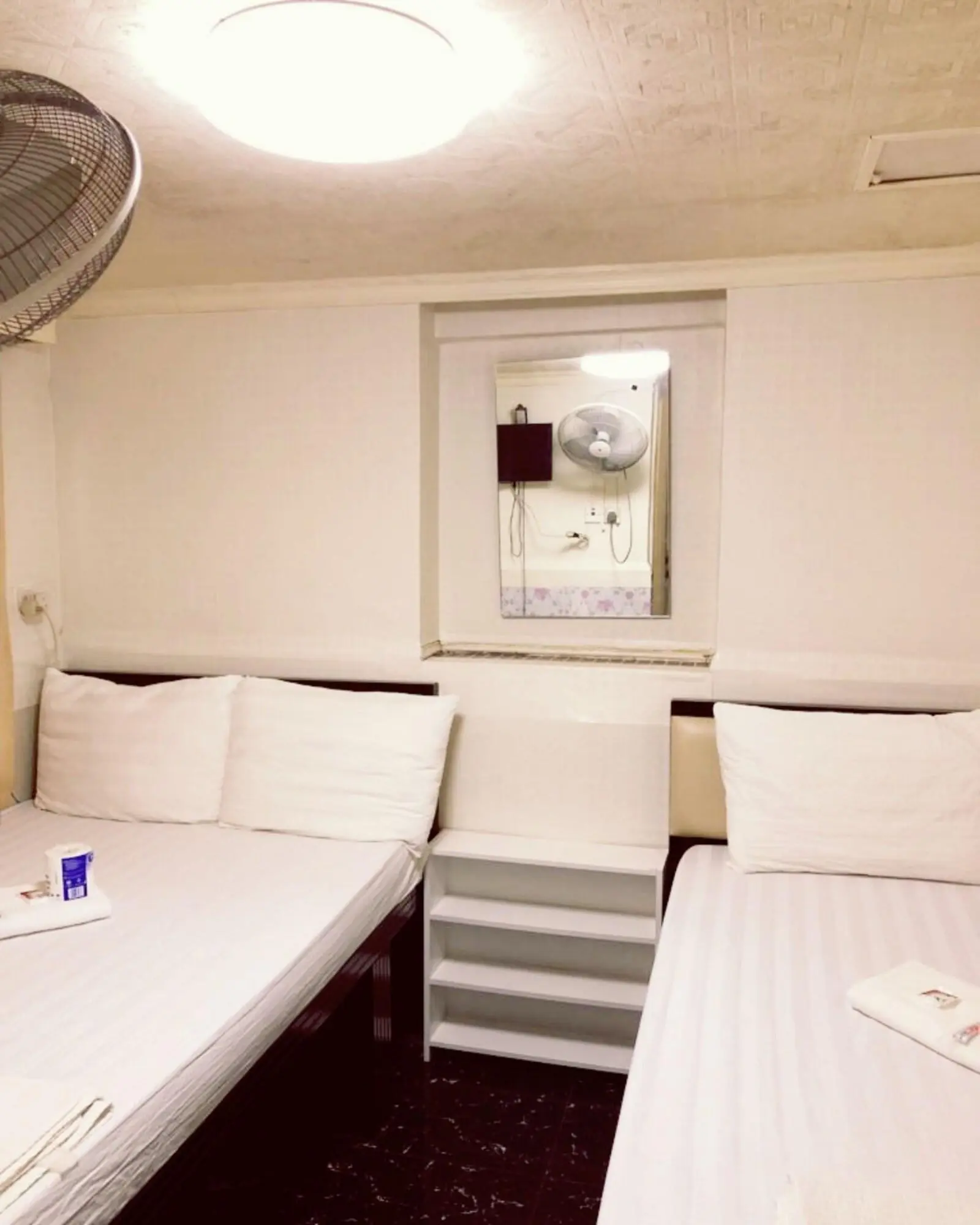 Taj Super Deluxe, Room