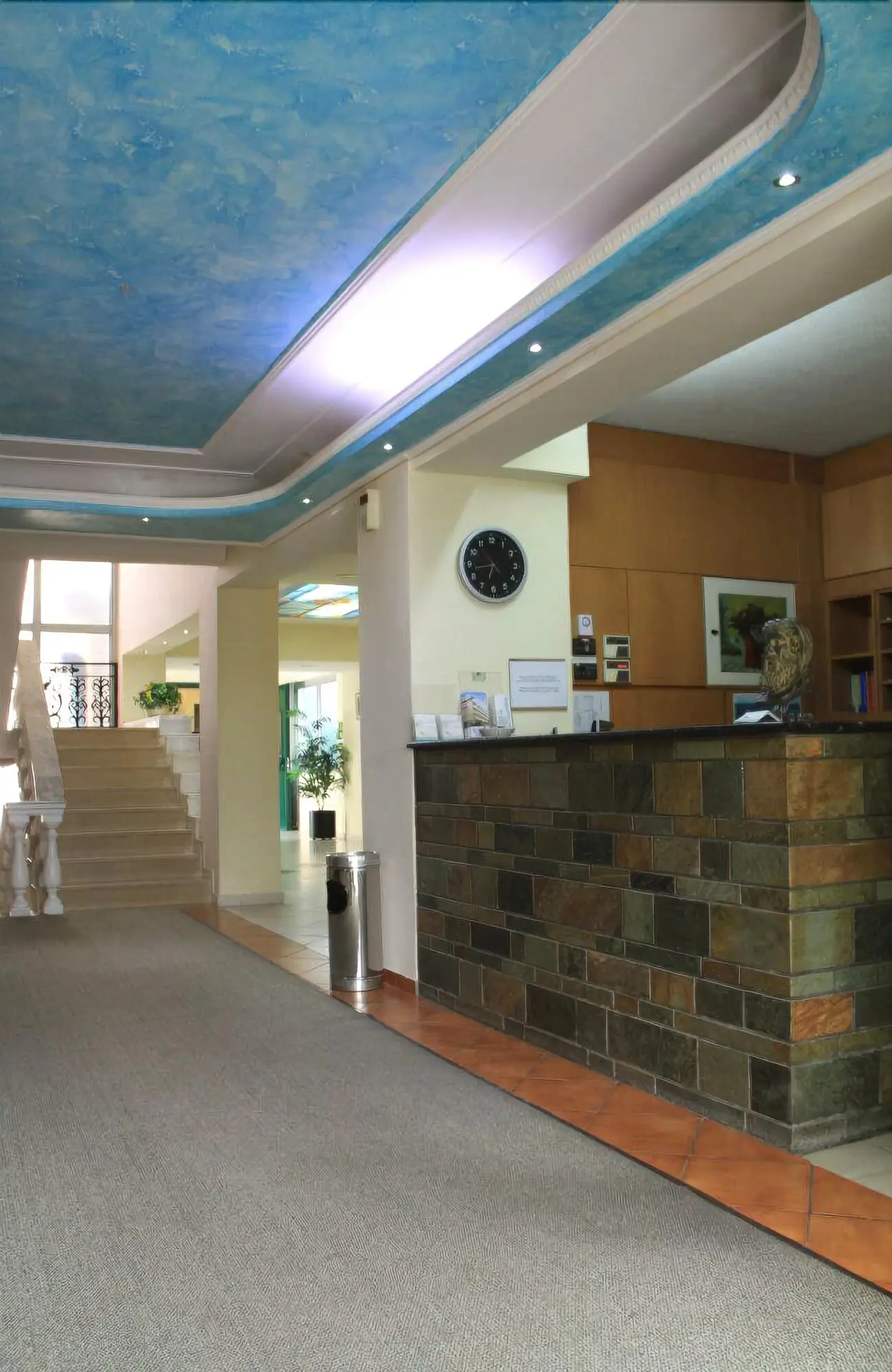 Hotel Platon, Lobby