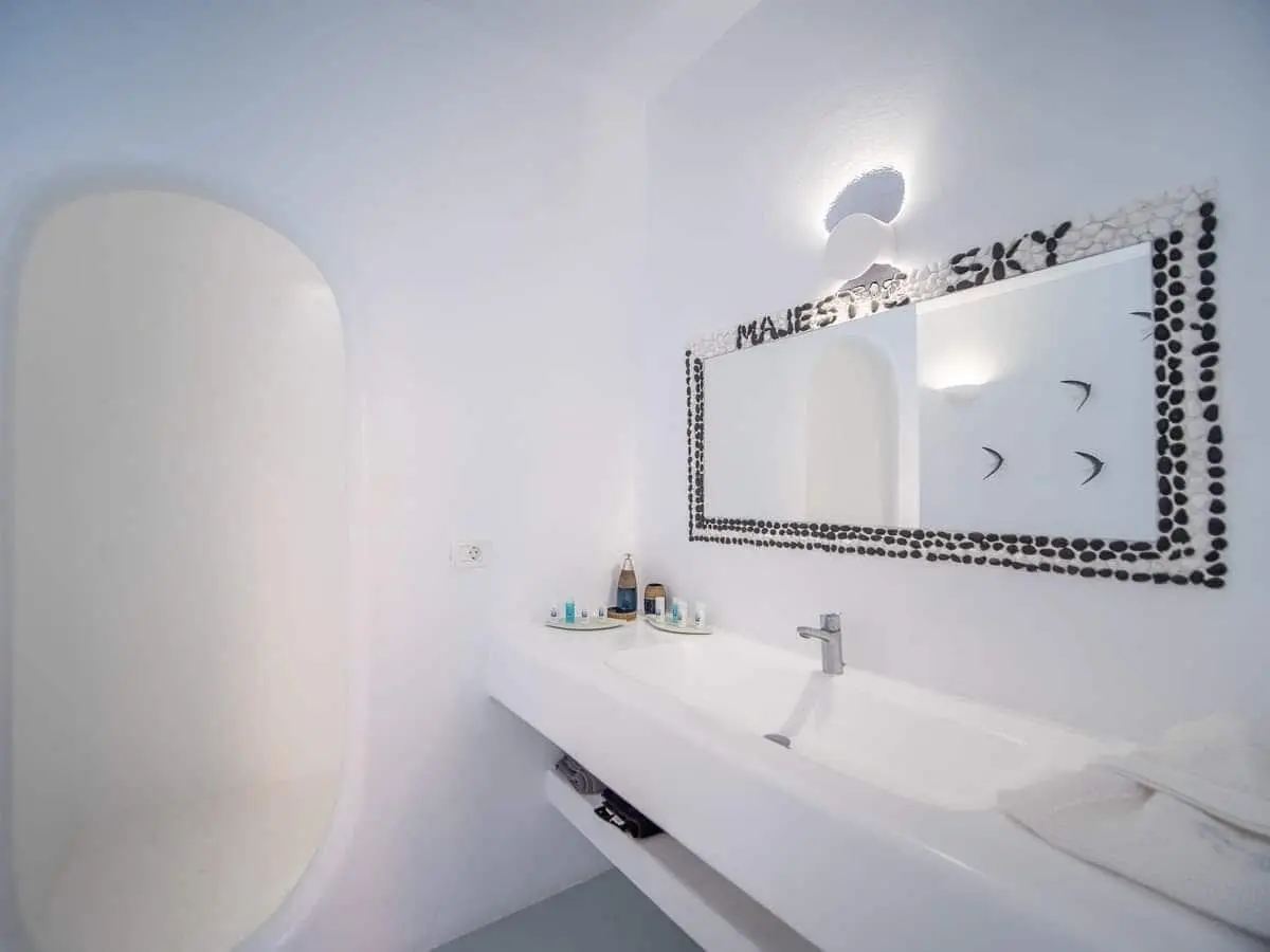 Majestic Sky Luxury Suites, Room