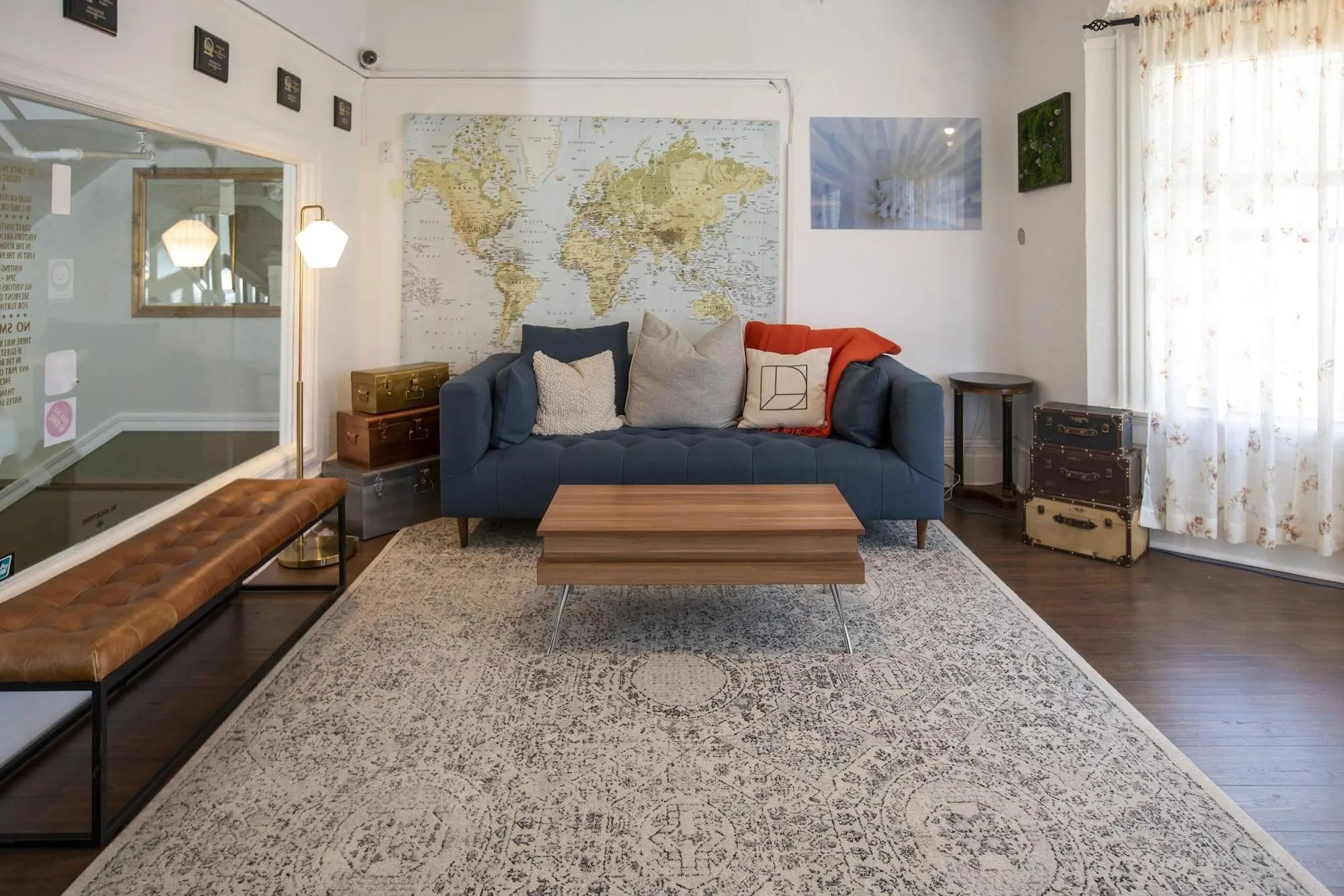 Hayes Valley Inn, Lobby