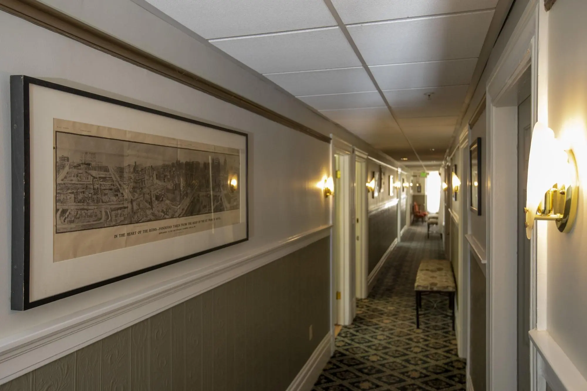 Hayes Valley Inn, Lobby