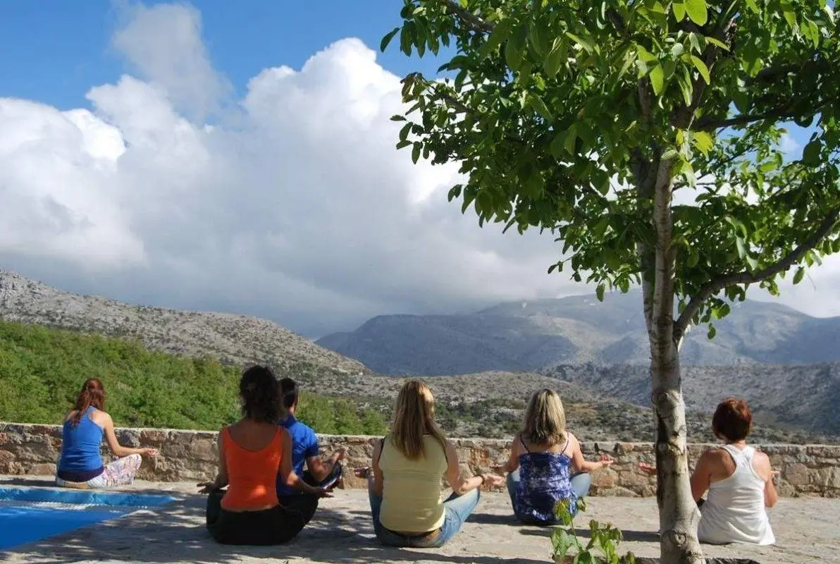 Arodamos Traditional Houses, Sports and Entertainment