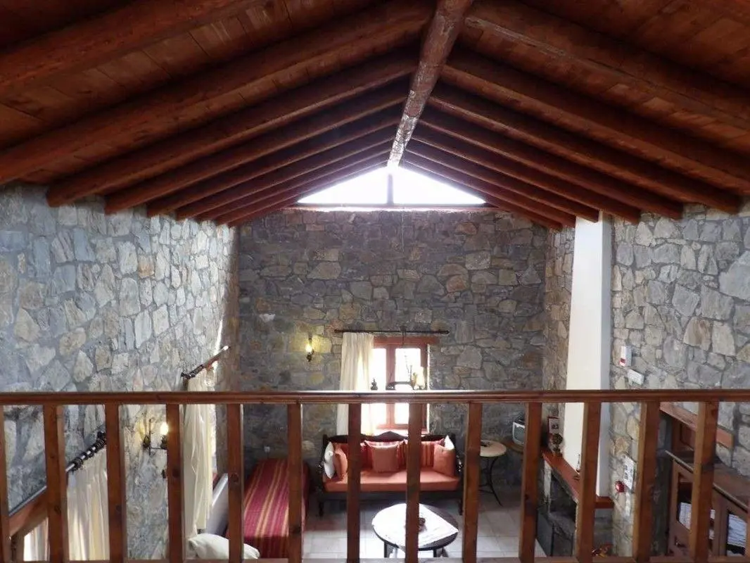 Arodamos Traditional Houses, Room
