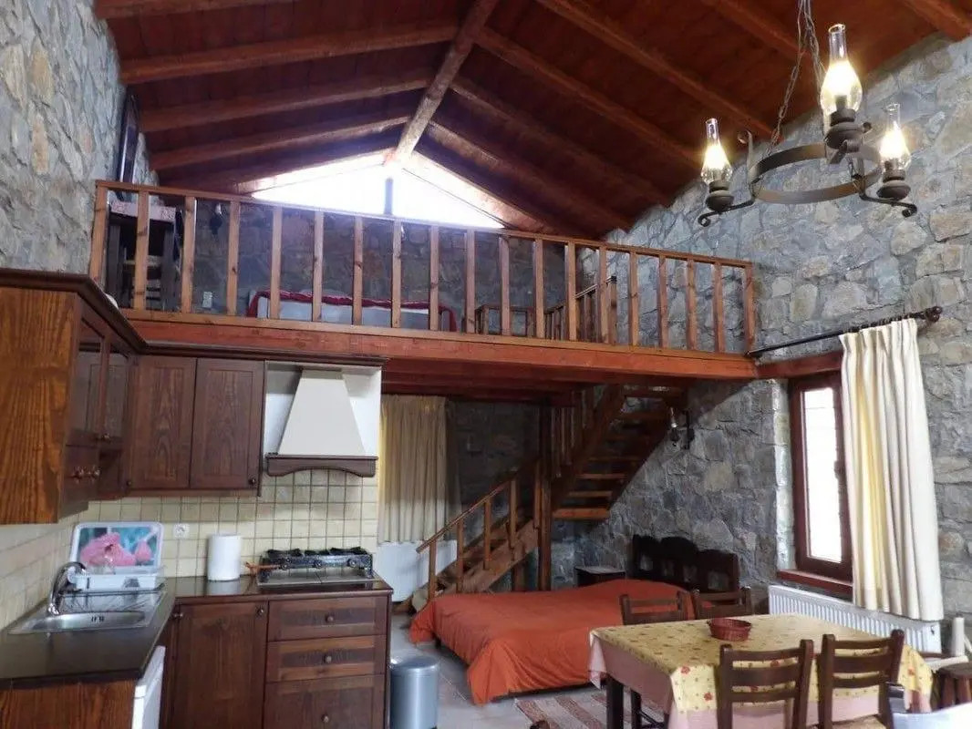 Arodamos Traditional Houses, Room