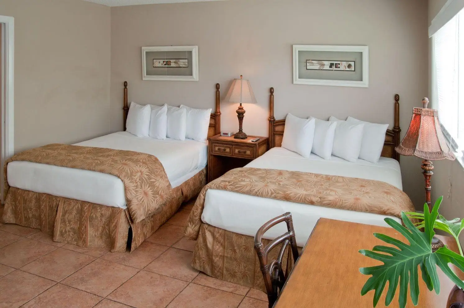 Ocean Lodge, Room