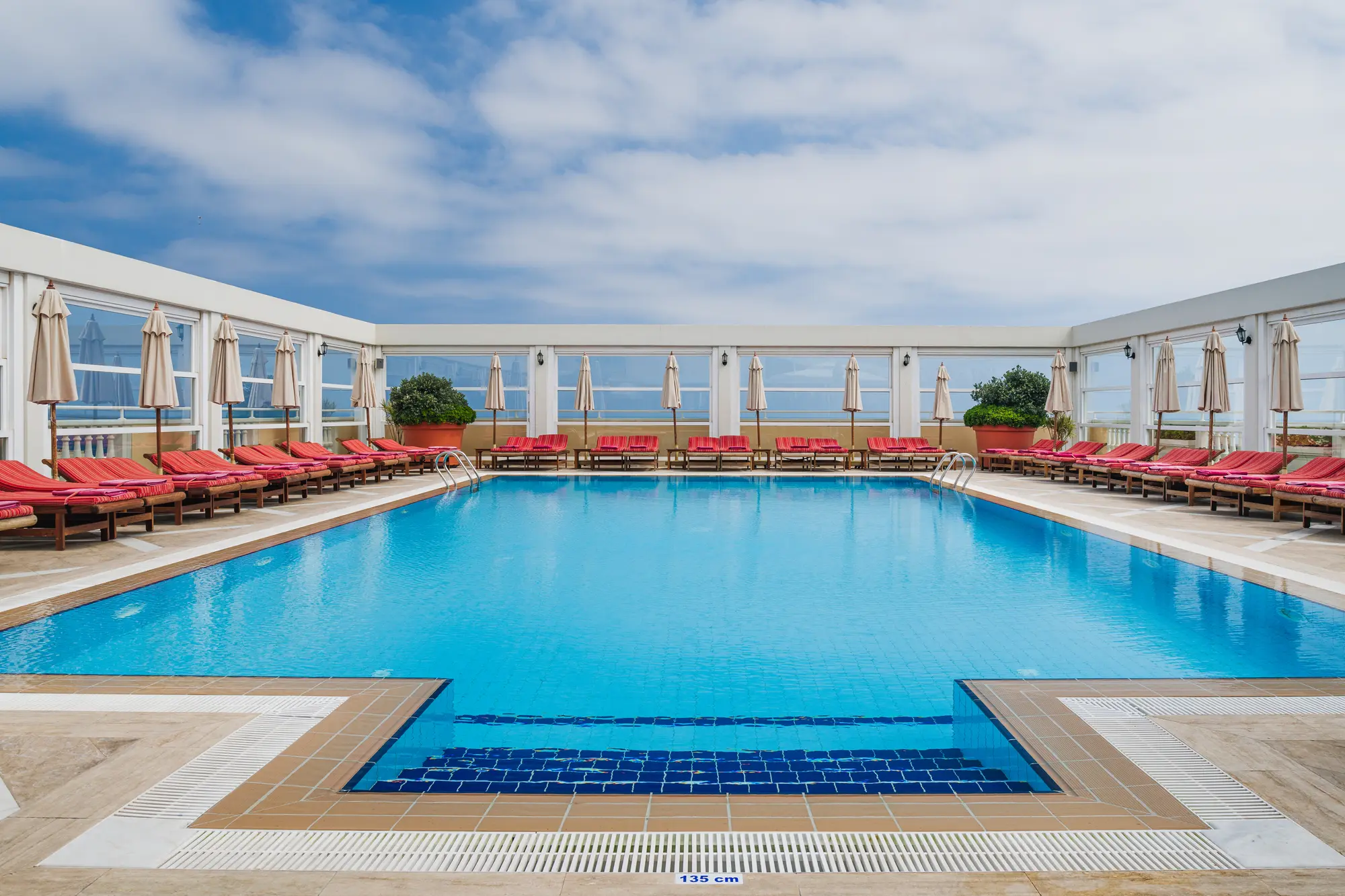 The Arkin Colony Hotel, Pool
