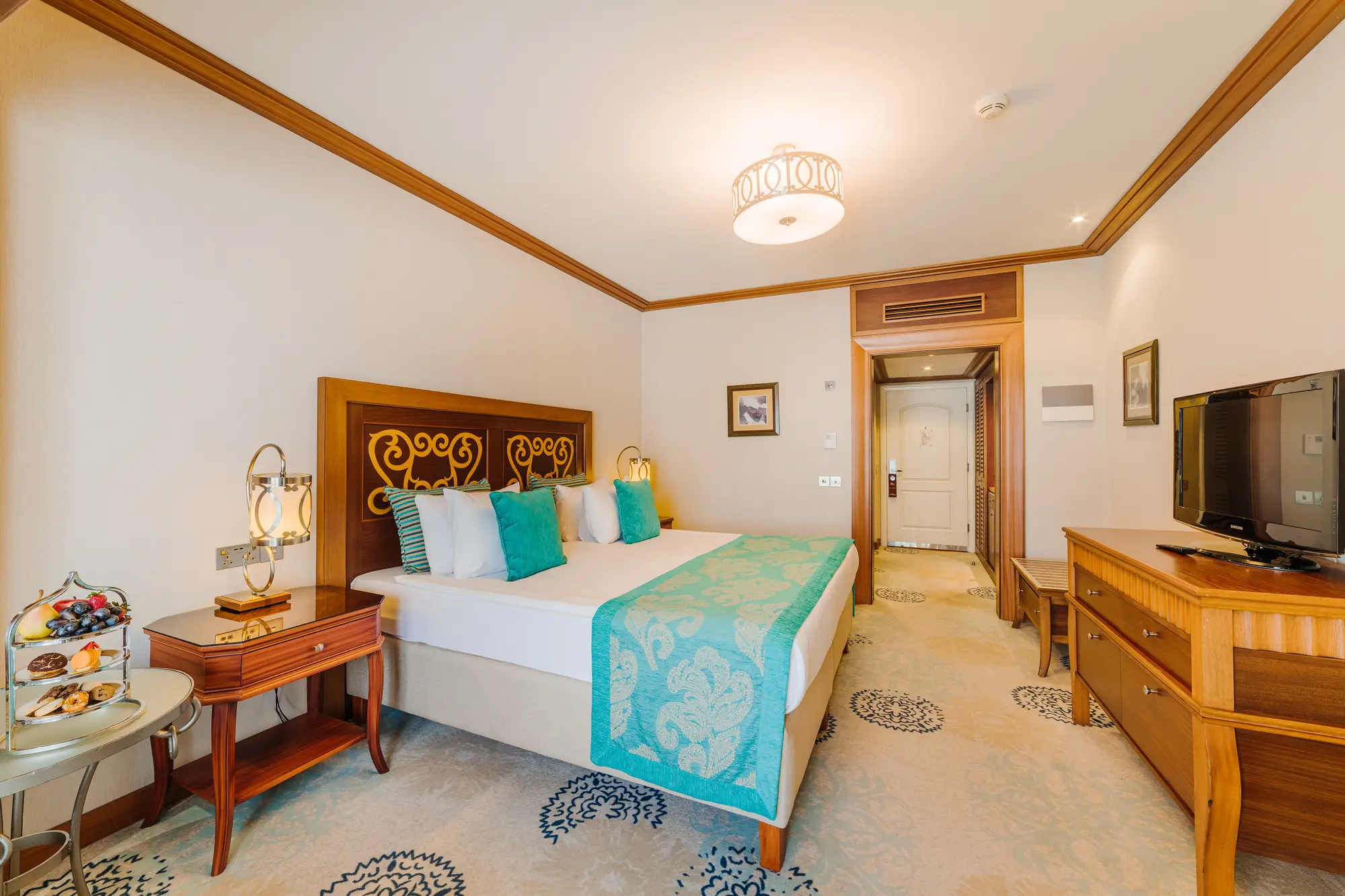The Arkin Colony Hotel, Room