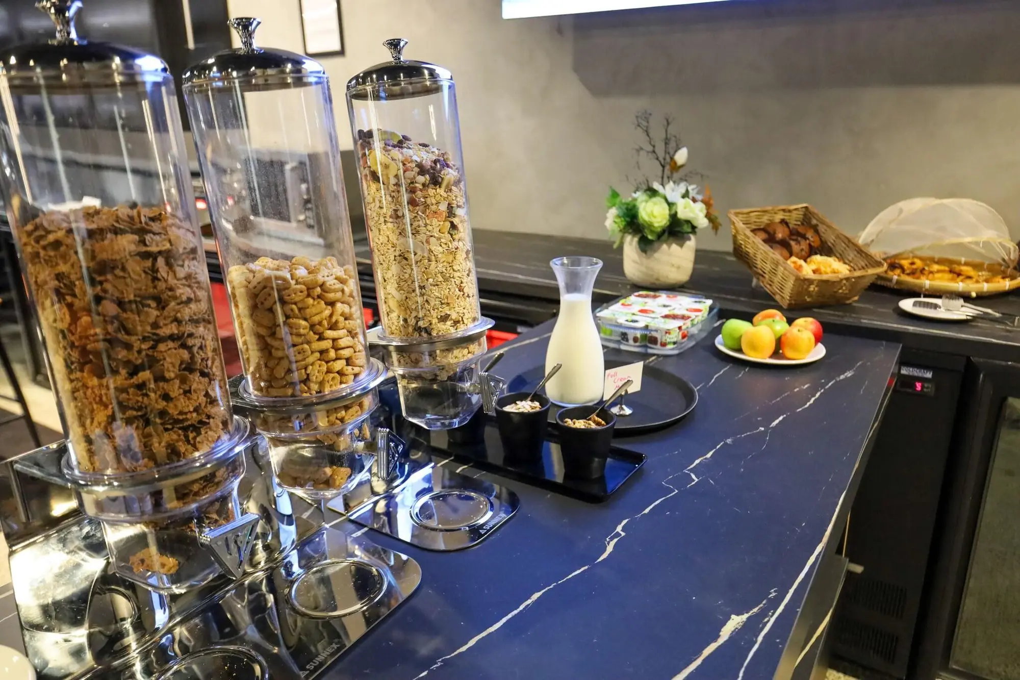 Microtel by Wyndham Wellington, Restaurant
