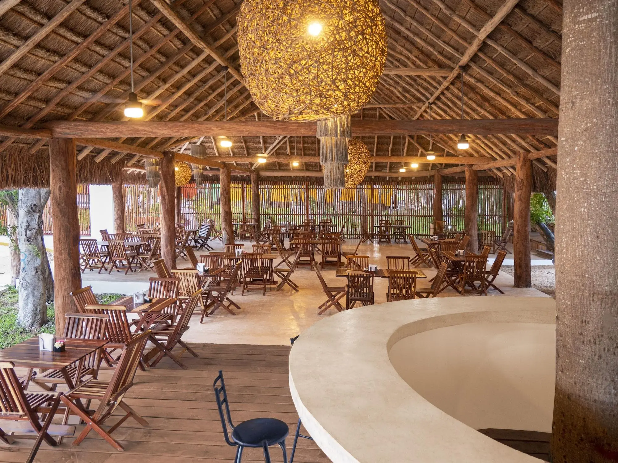 Colorbox Beds and Rooms By Milenium, Restaurant