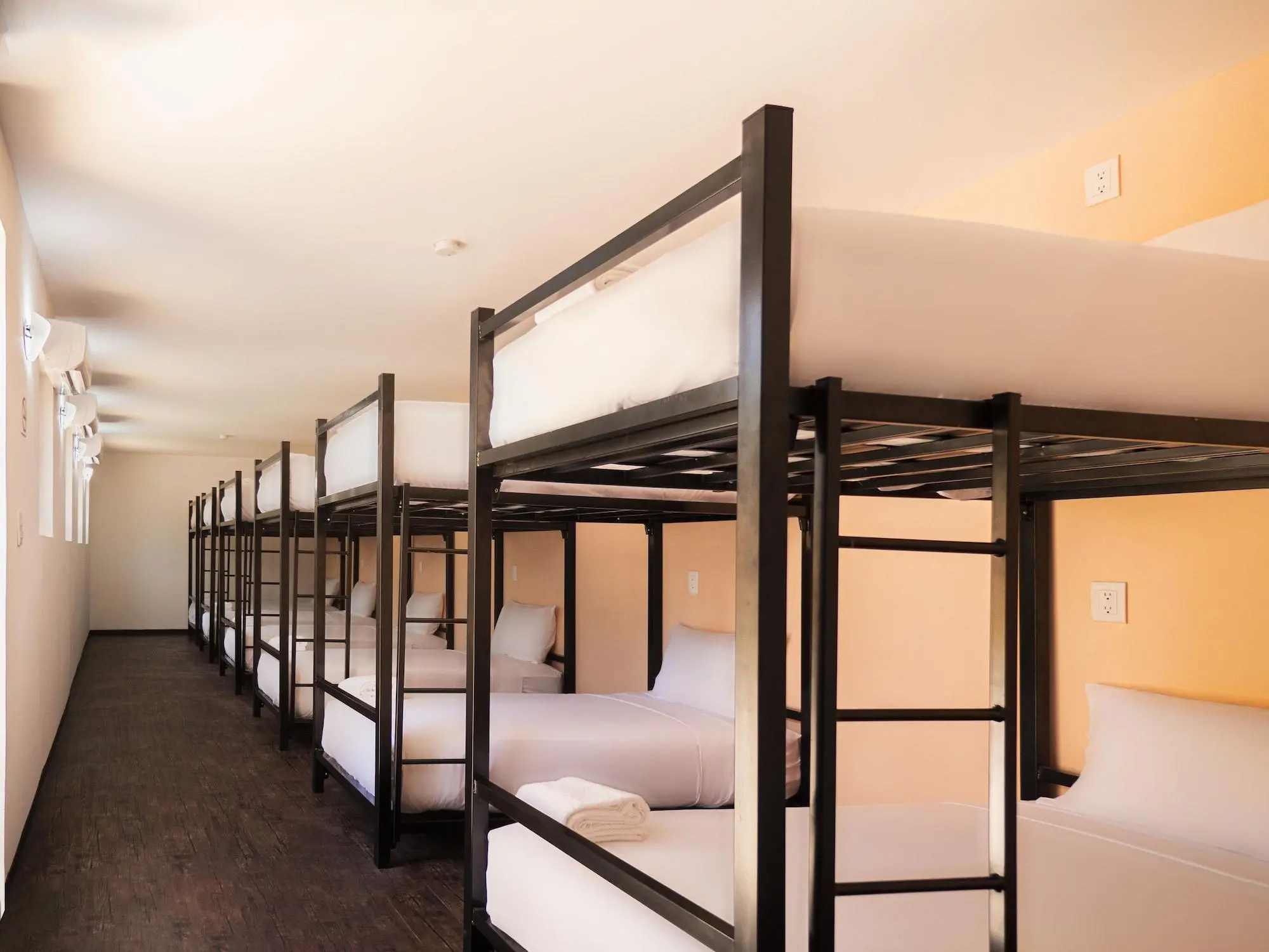 Colorbox Beds and Rooms By Milenium, Room