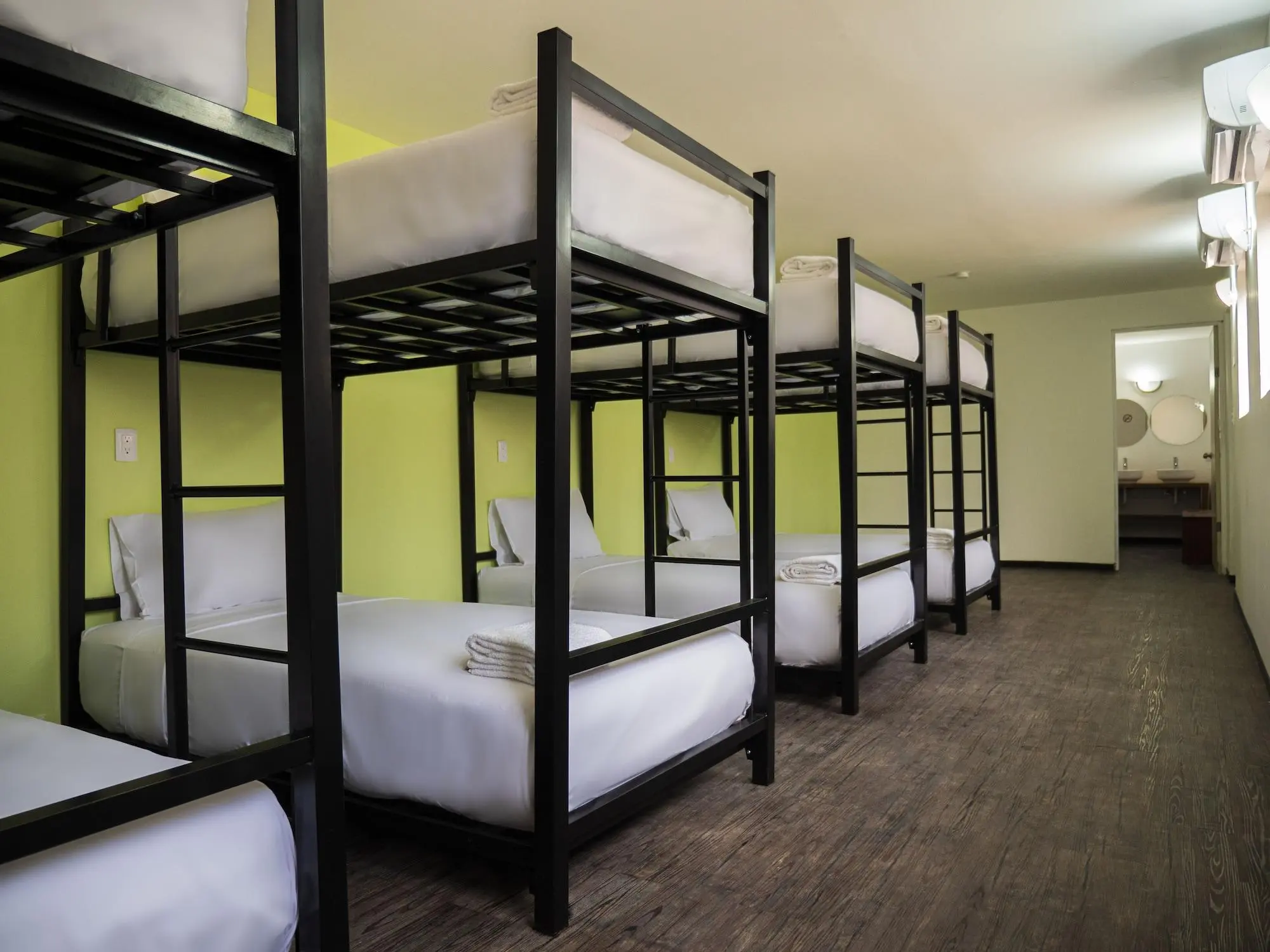 Colorbox Beds and Rooms By Milenium, Room