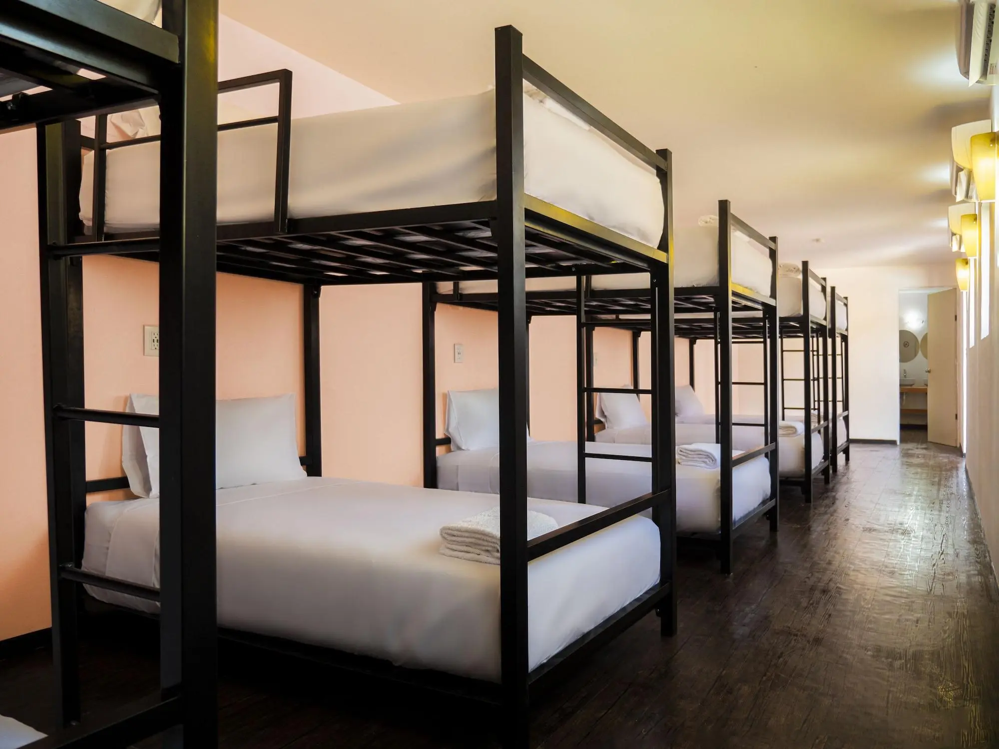 Colorbox Beds and Rooms By Milenium, Room