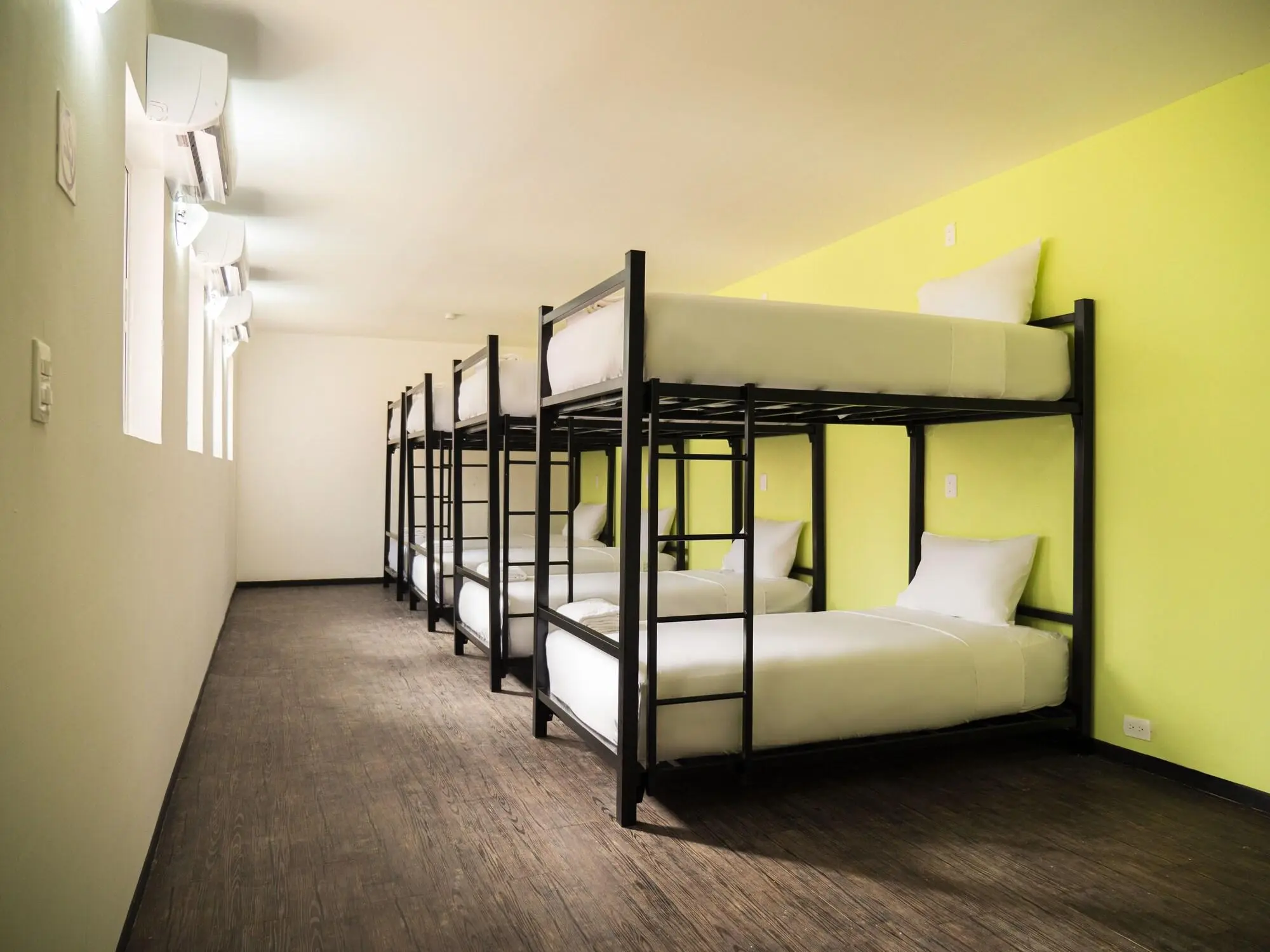 Colorbox Beds and Rooms By Milenium, Room