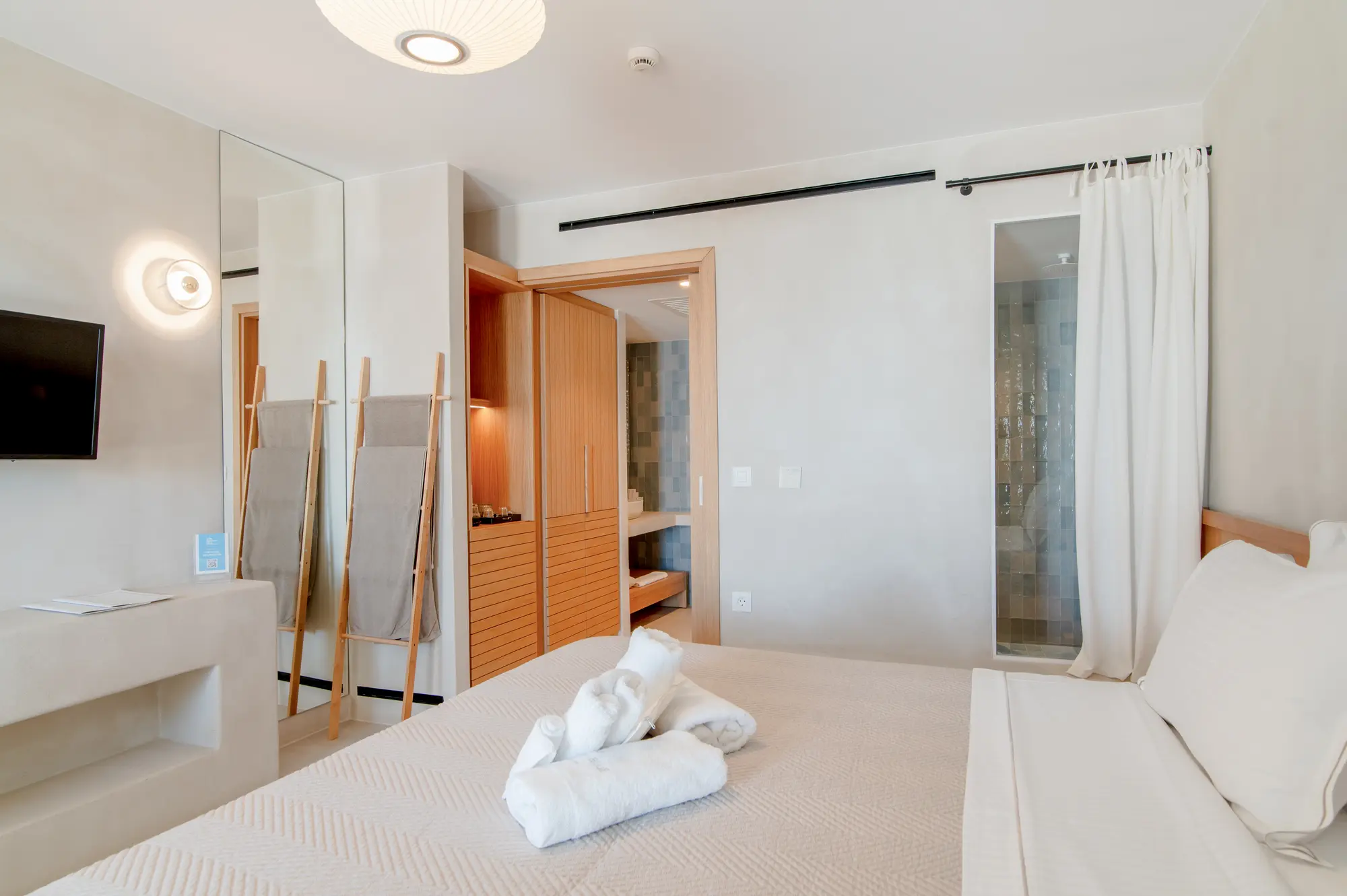 Apeiron Blue Santorini - Sustainable Adults Only 1, Room