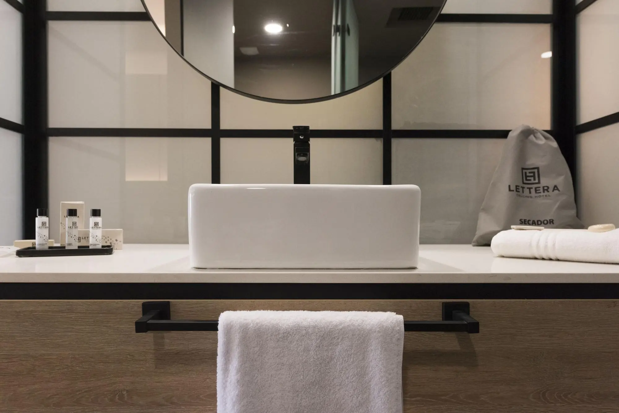 Lettera Hotel, Room
