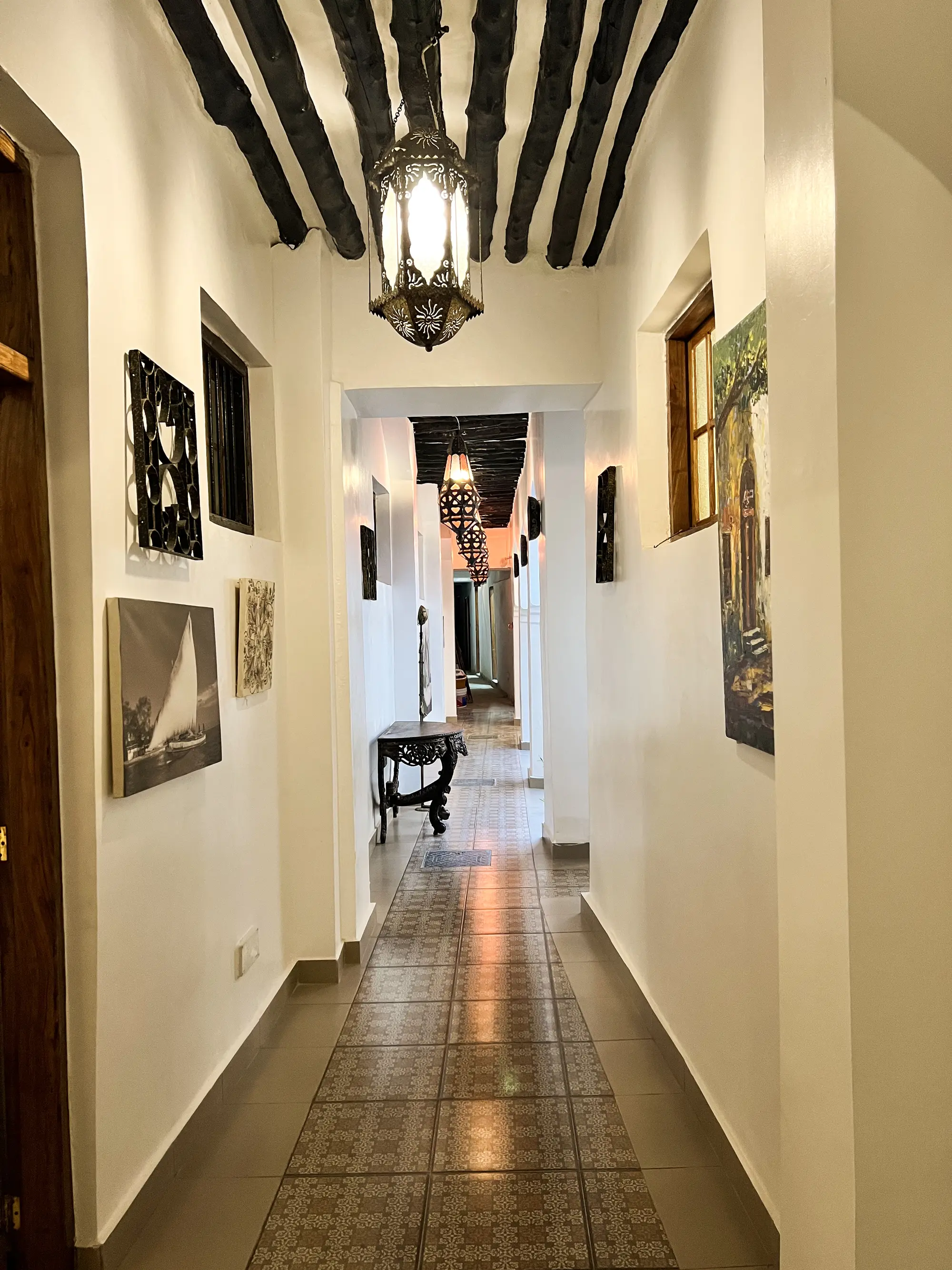 Zanzi House, General view