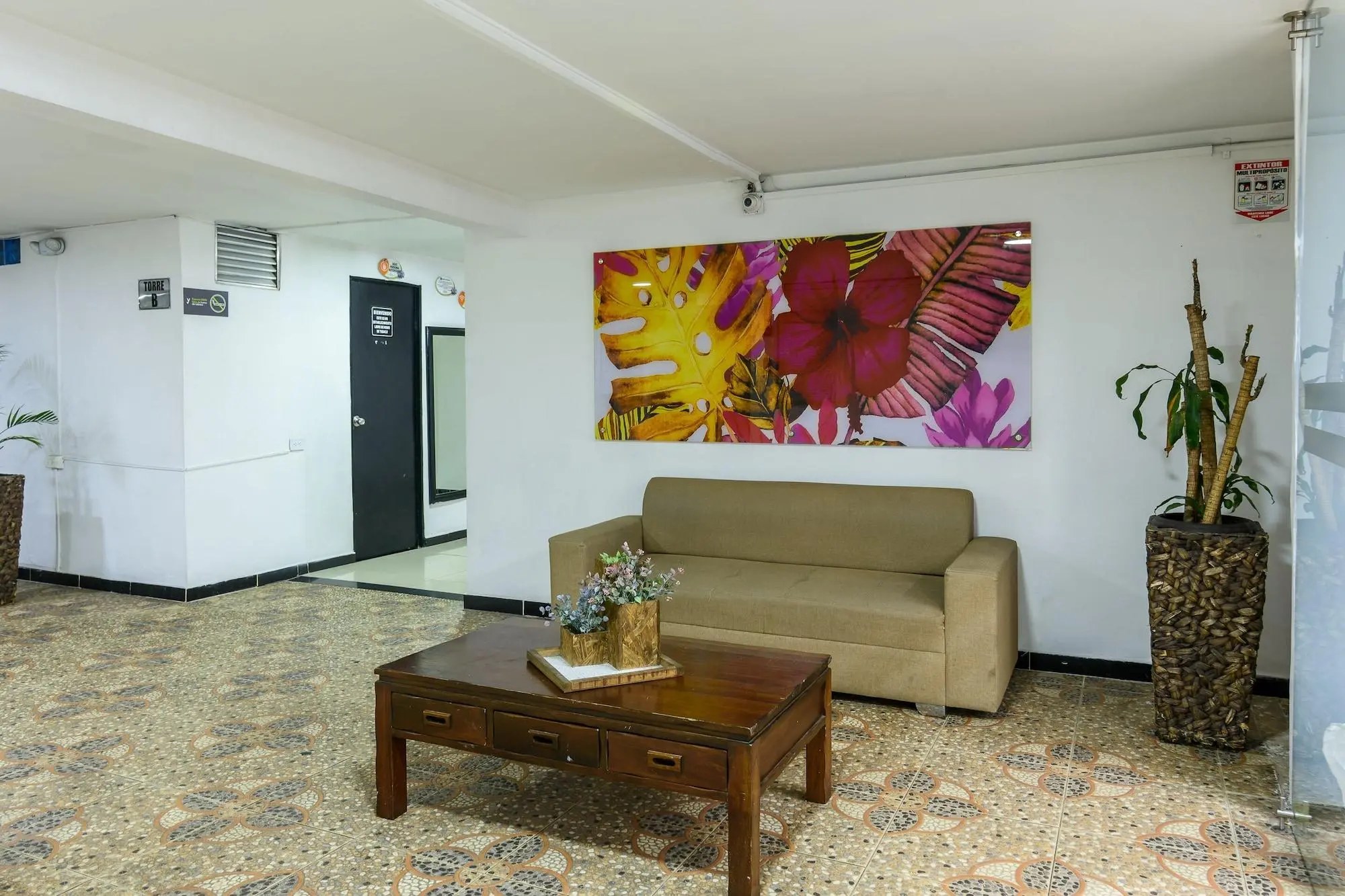 Hotel Med Colombia, Lobby