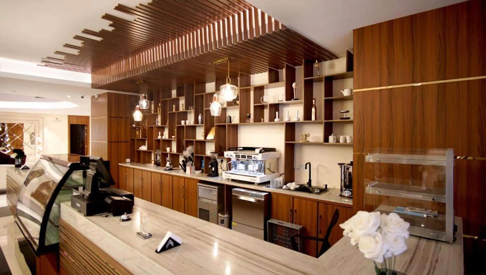 Hayat AL Riyadh Washam Hotel, Bar